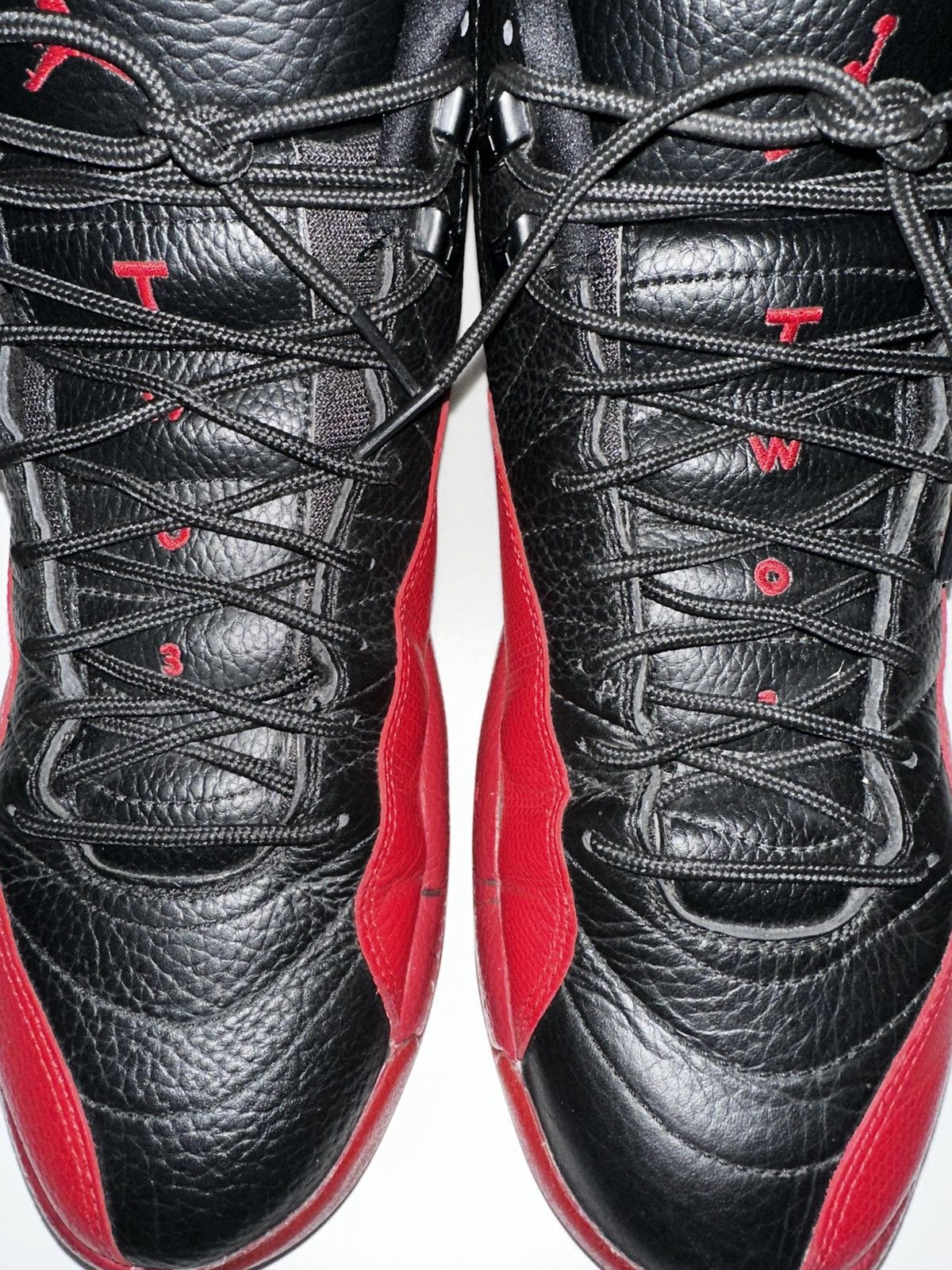 Jordan Brand Jordan 12 XII Retro Mid Flu Game (NO BOX) Men’s Size 11 Size US 11 / EU 44 - 3 Thumbnail