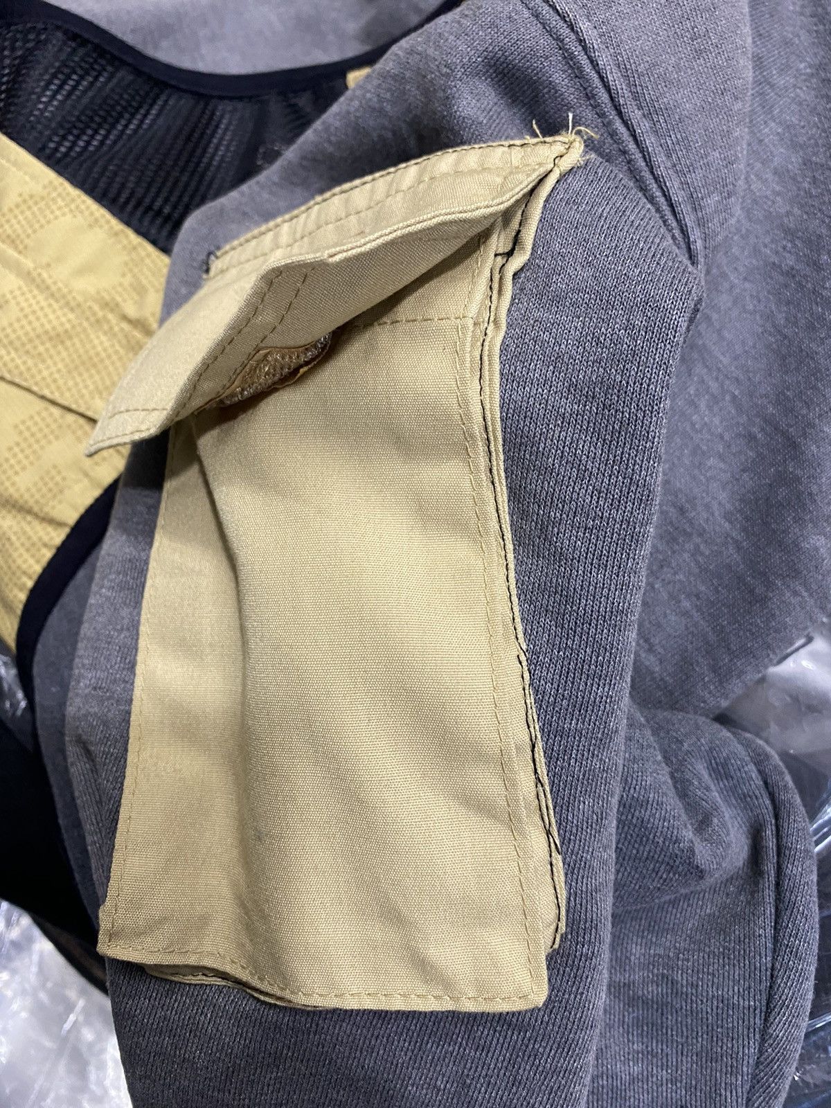 Carhartt Vintage Distressed Carhartt Reworked Utility Hoodie Jacket Size US XXL / EU 58 / 5 - 13 Thumbnail