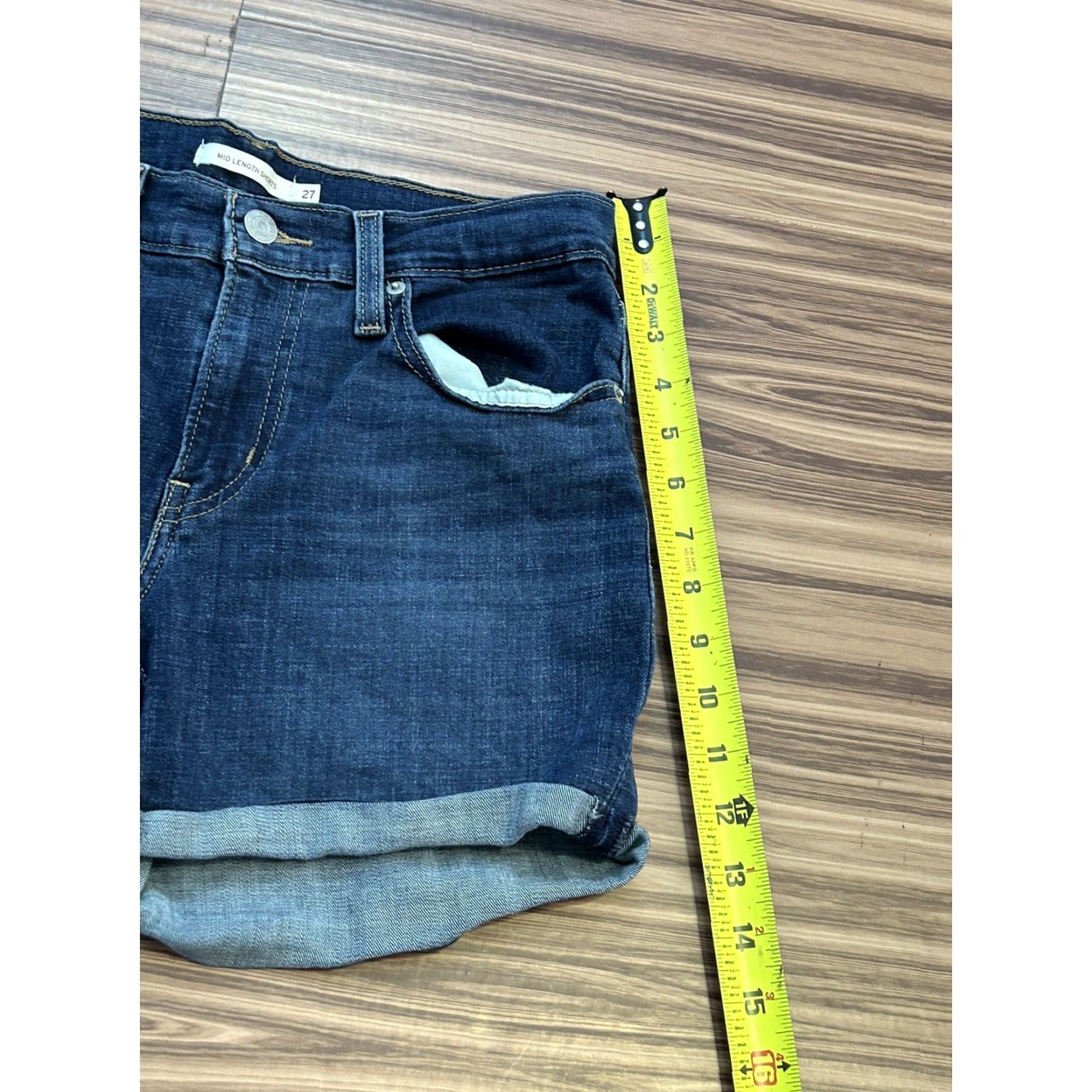 Levi's Womens Levi's Bermuda Shorts Mid Length Denim 27 Blue Jeans Denim Shorts 27 Women Size 27" / US 4 / IT 40 - 4 Thumbnail