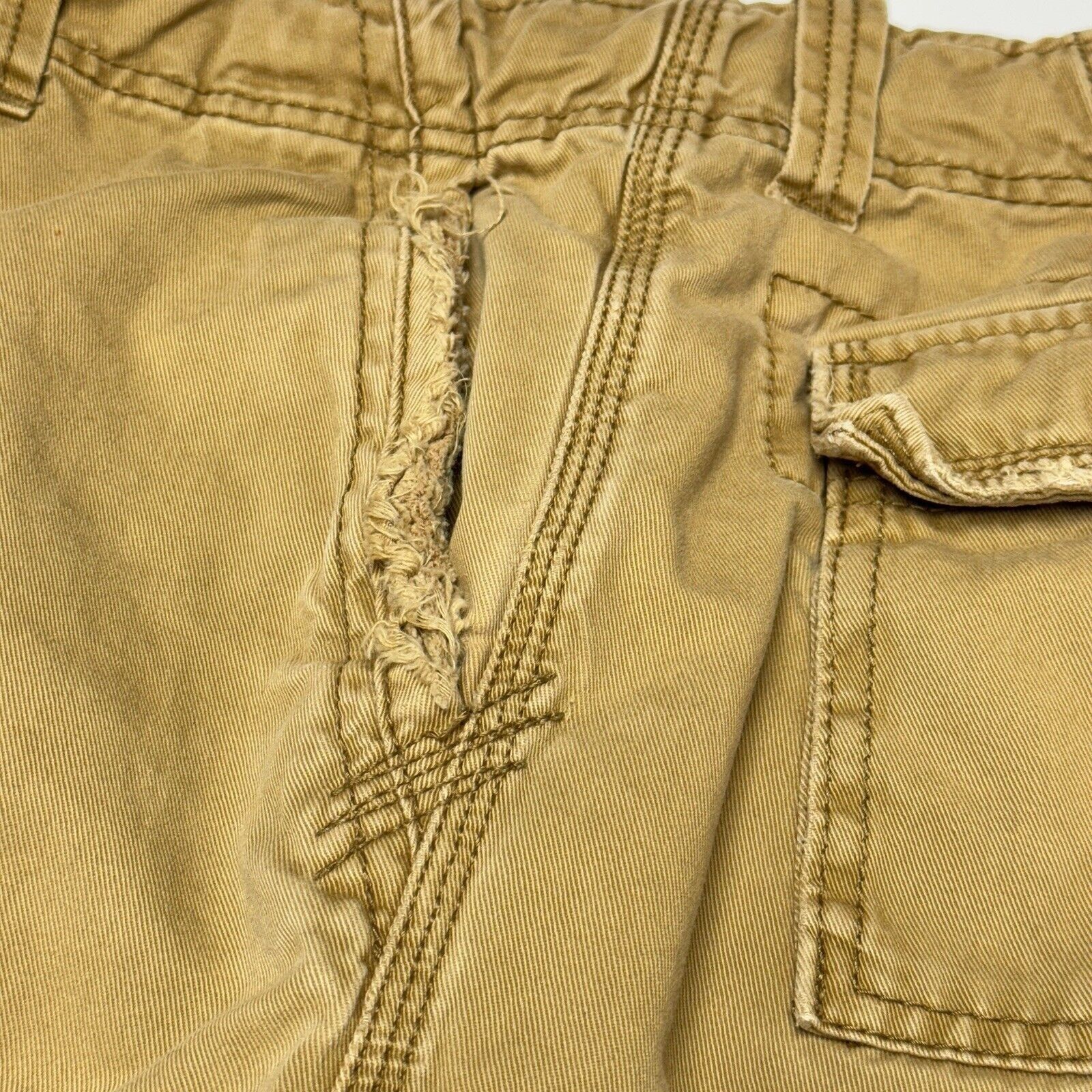 Aeropostale Vintage Aeropostale Cargo Utility Shorts Mens 31 Brown Tan P Size US 31 - 4 Thumbnail