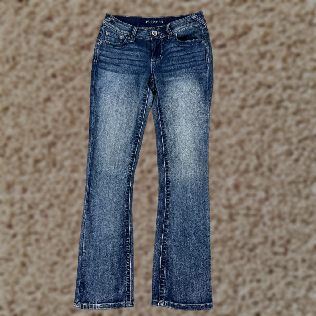 Vintage Maurices Jeans Womens 2 Blue Denim Bootcut Embroidered Cotton Blend Pockets Zipper 5-Pocket Design Slim Fit Size 26" / US 2 / IT 38 - 1 Thumbnail