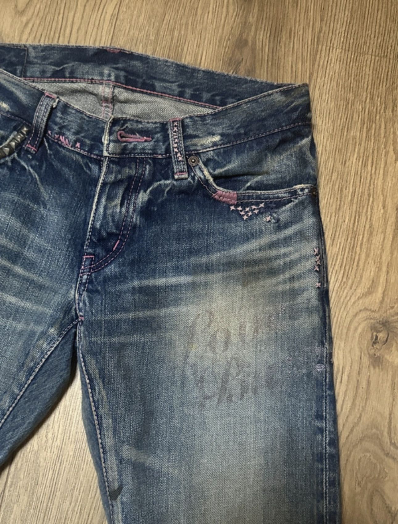Hysteric Glamour hysteric glamour studded love buzz jeans with pink stitching Size US 27 - 3 Thumbnail