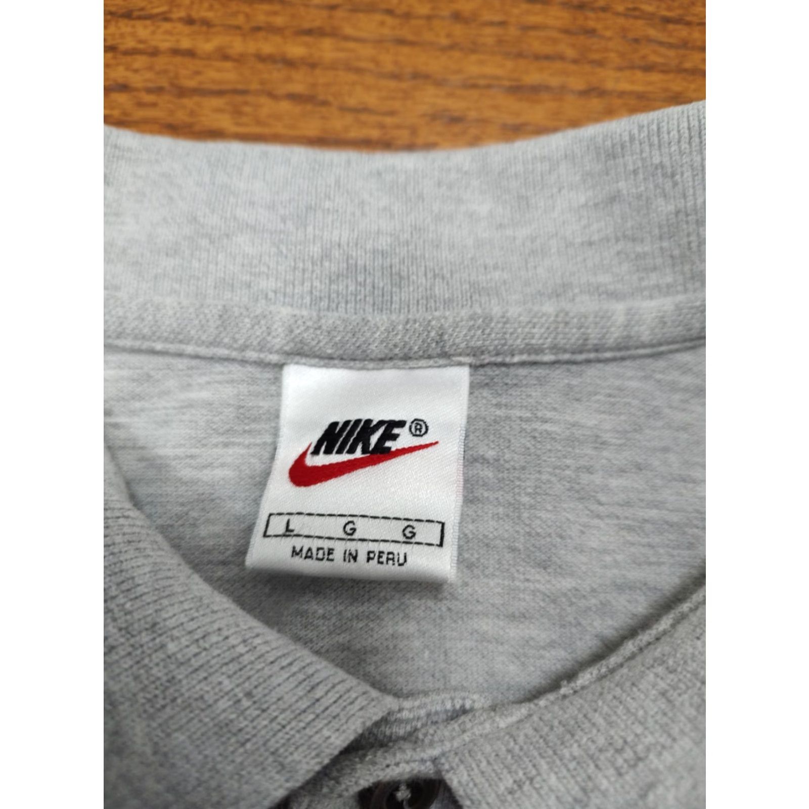Nike VINTAGE Nike Polo Shirt Mens L Gray Short Sleeve Embroidered Swoosh 90s Sports Golf Polo Clothing Casual Activewear Shirt Mens Size US L / EU 52-54 / 3 - 4 Thumbnail
