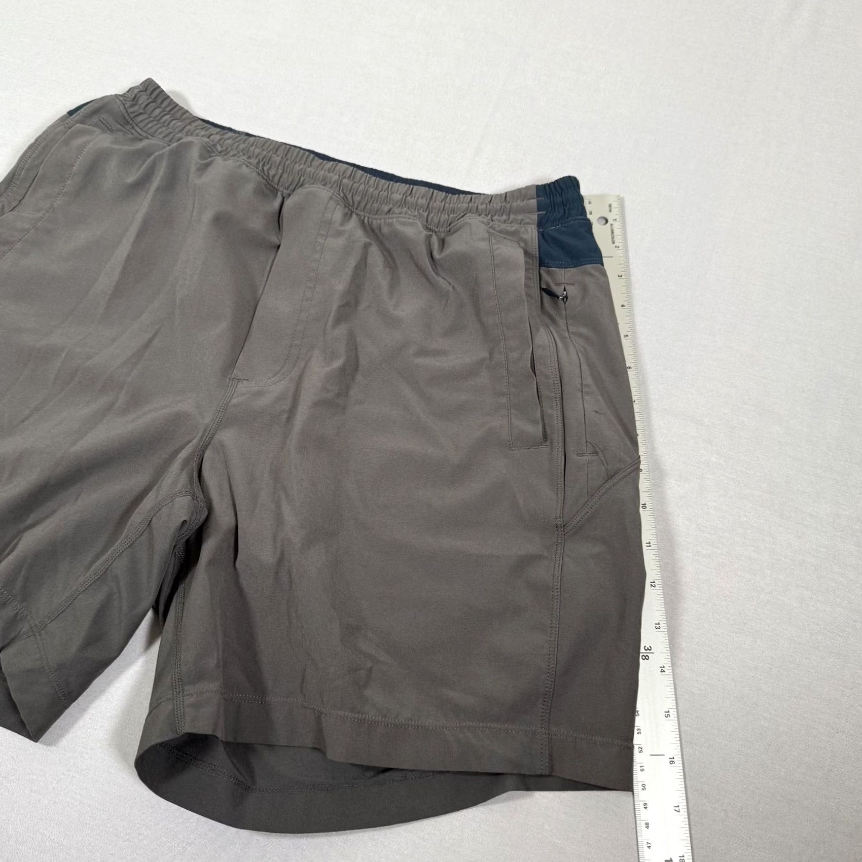 Vintage Birddogs Shorts Mens L Gray Lined Athletic Running Gym Performance Stretch Pockets Drawstring Pocket Size US 33 - 4 Thumbnail