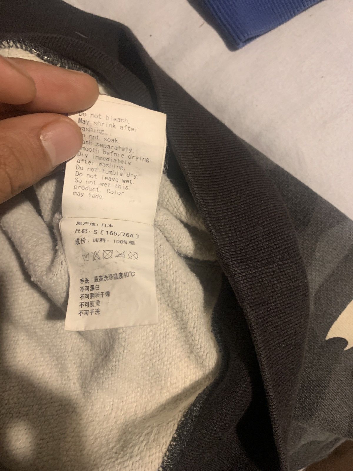 Bape Bape glow in the dark jumper Size US S / EU 44-46 / 1 - 9 Thumbnail
