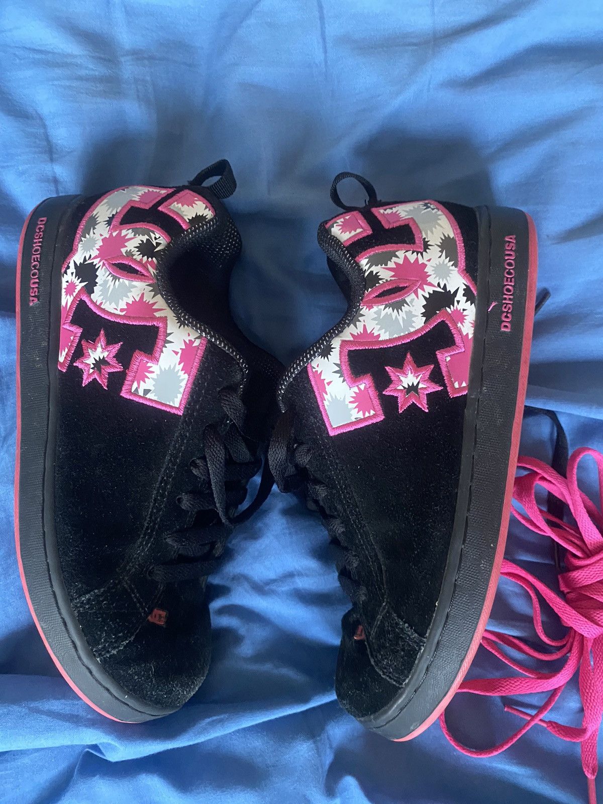 DC 2005 DC Court Graffik SE Pink Black Explosion 301043 Y2K VTG Size US 7.5 / IT 37.5 - 6 Thumbnail