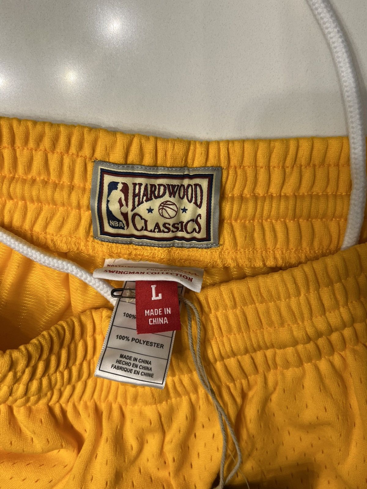 Other Men's Mitchell & Ness NBA Swingman Shorts Los Angeles Lakers Size US 34 / EU 50 - 4 Thumbnail