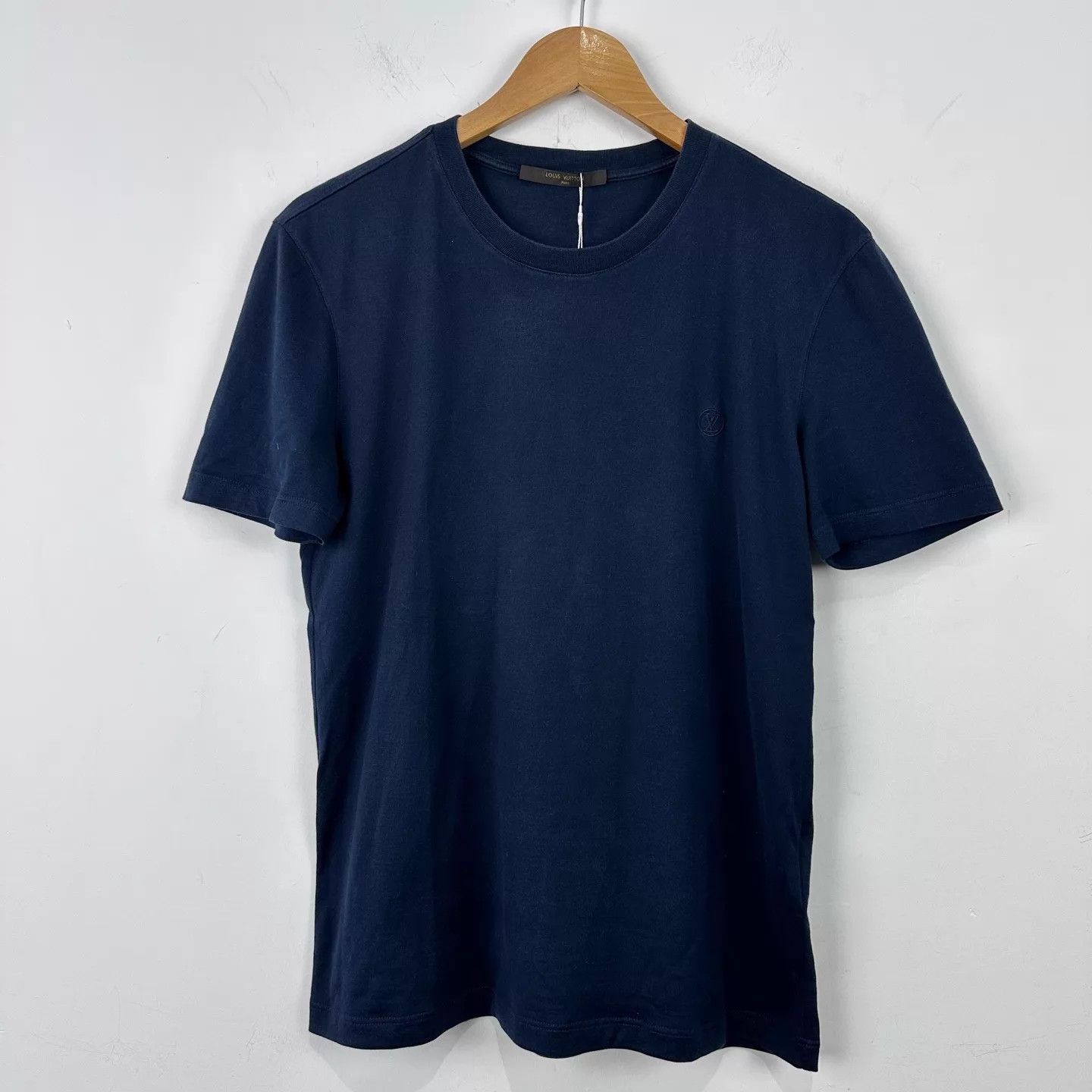 Louis Vuitton Louis Vuitton Small Logo Short Sleeve Tee M 99 New Size US M / EU 48-50 / 2 - 1 Thumbnail