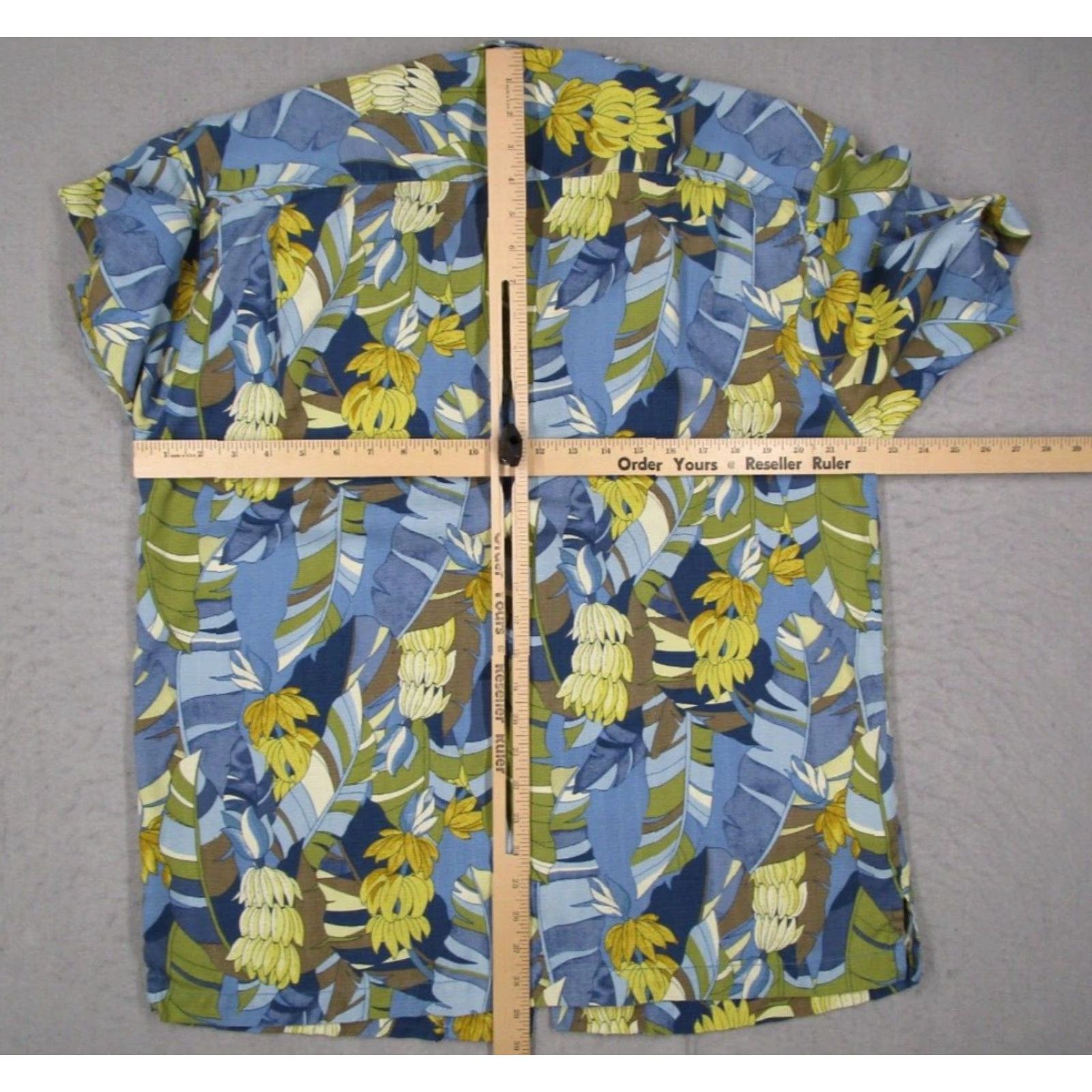 Tommy Bahama Tommy Bahama Mens Large Blue Silk Floral Short Sleeve Hawaiian Button Up Shirt Size US L / EU 52-54 / 3 - 4 Thumbnail