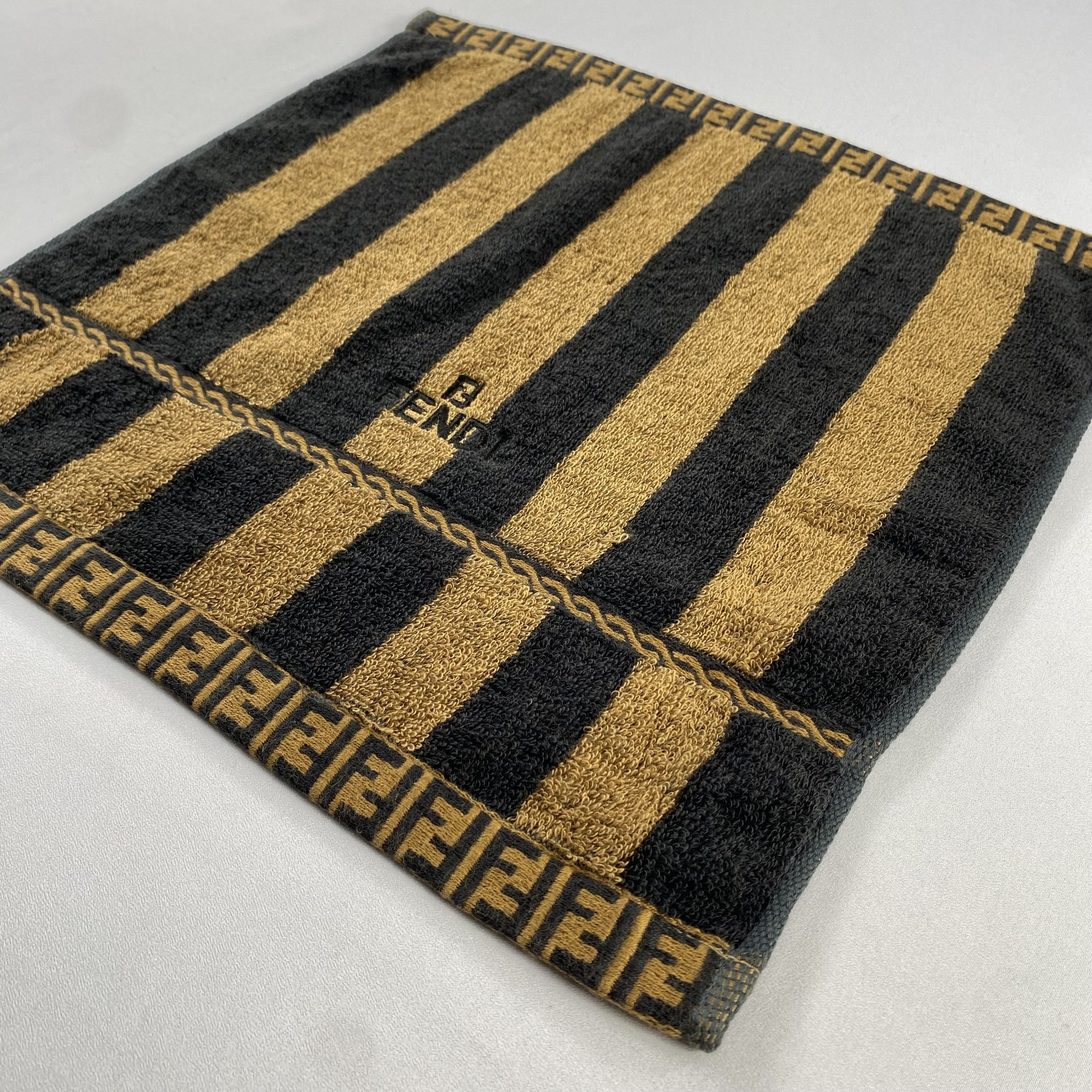 Fendi × Vintage Fendi Handkerchief / Neckerchief / Bandana-P953 Size ONE SIZE - 2 Thumbnail