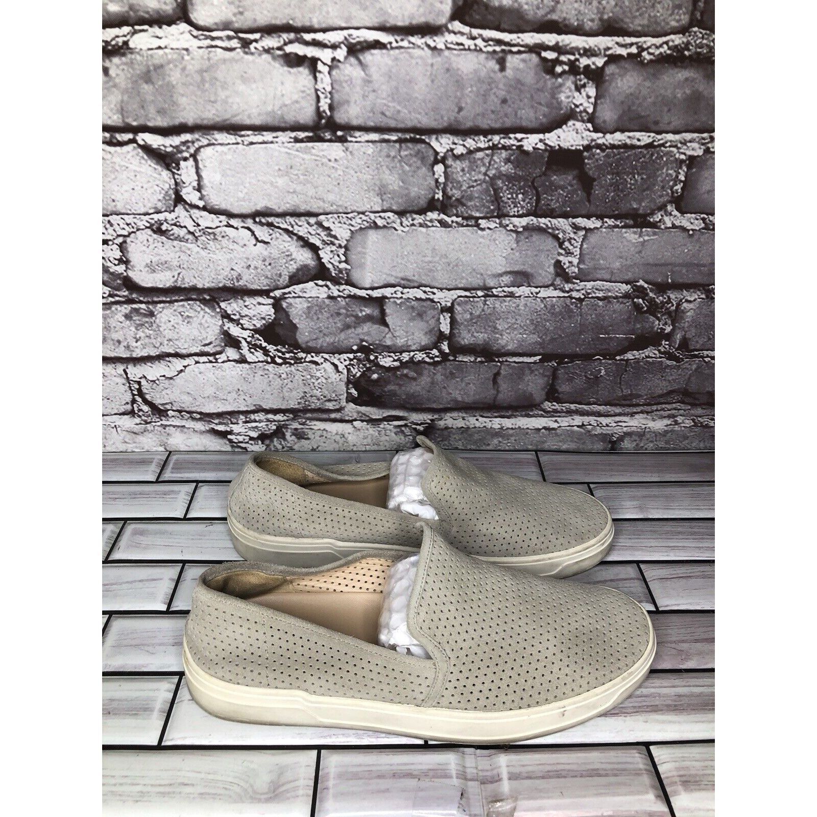 Other Via Spiga Grey Suede Leather Perforated Slip On Sneaker Shoe Size US 7 / IT 37 - 17 Thumbnail
