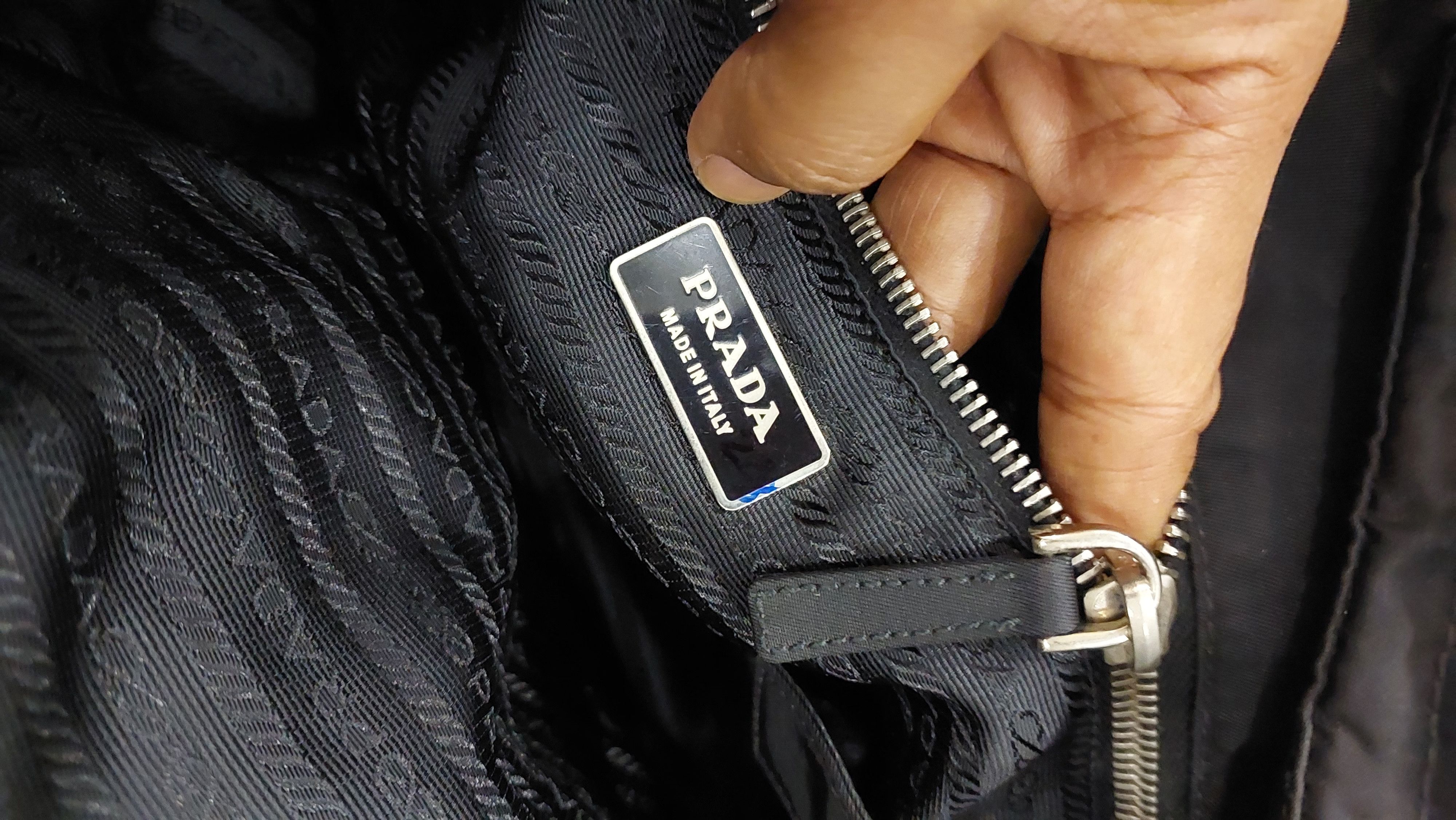 Prada VINTAGE PRADA TOTE BAG Size ONE SIZE - 7 Thumbnail
