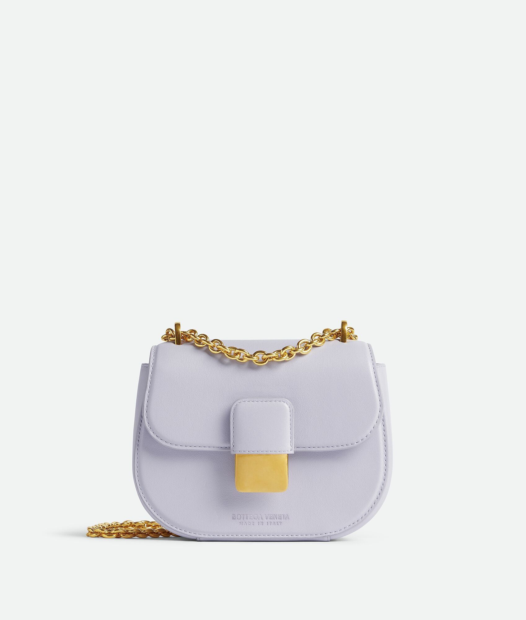 o1n1vont0325 Size: OS / Mini Chain Desiree Cross-Body Bag