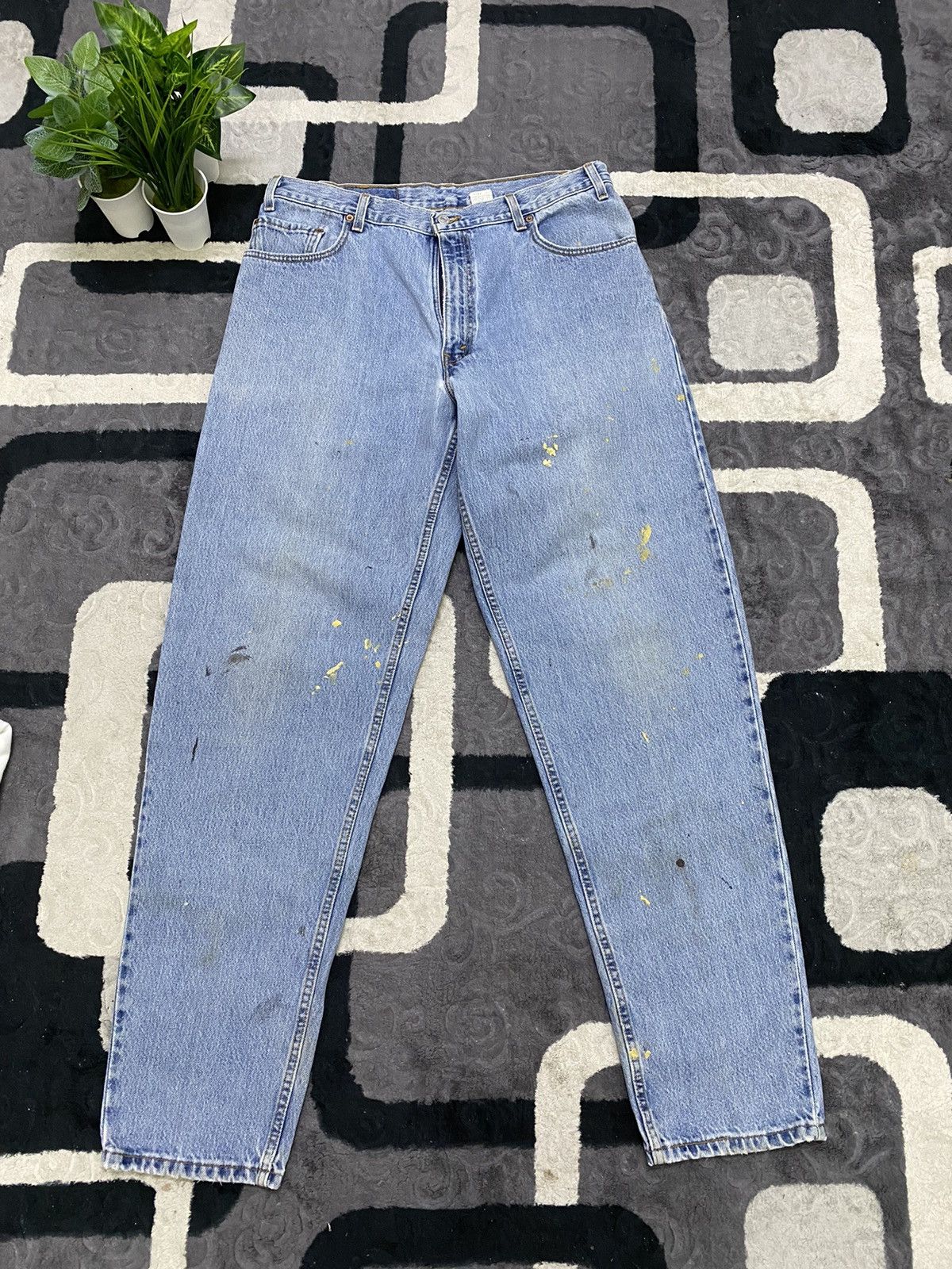Vintage Levis 560 Loose Fit Tapered Leg Light Blue Size 34