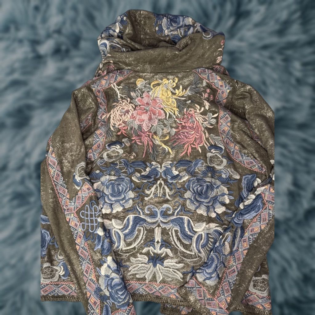 Johnny Was Johnny Was Wrap Hoodie Cardigan Sweater Sz M Embroidered Metallic Floral Multicolor Long Sleeve Jacket Women Kimono Size M / US 6-8 / IT 42-44 - 1 Thumbnail