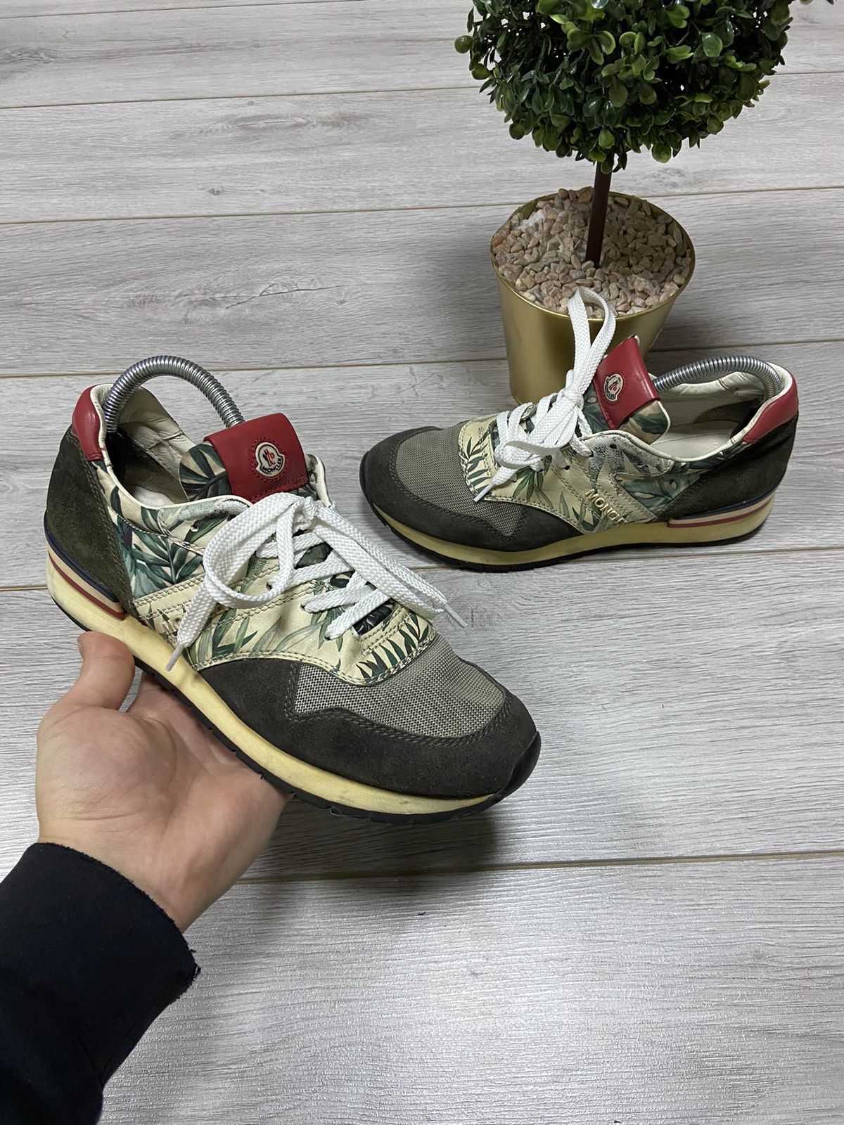 Moncler Moncler 🇫🇷 palm sneakers suede Size US 7.5 / EU 40-41 - 1 Thumbnail