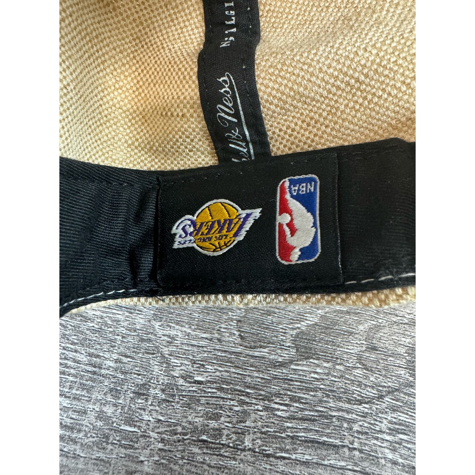 Mitchell & Ness Los Angeles Lakers NBA SnapBack Adjustable Hat Cap Rare Size ONE SIZE - 7 Thumbnail