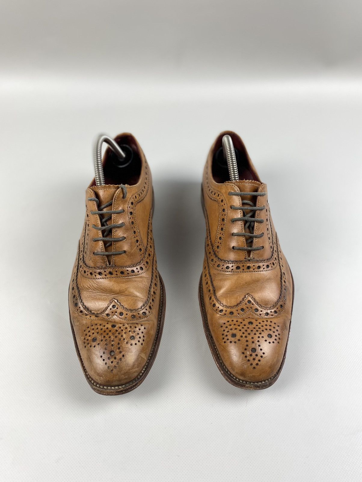 Loake Loake men’s leather formal brogues shoes Size US 9.5 / EU 42-43 - 6 Thumbnail