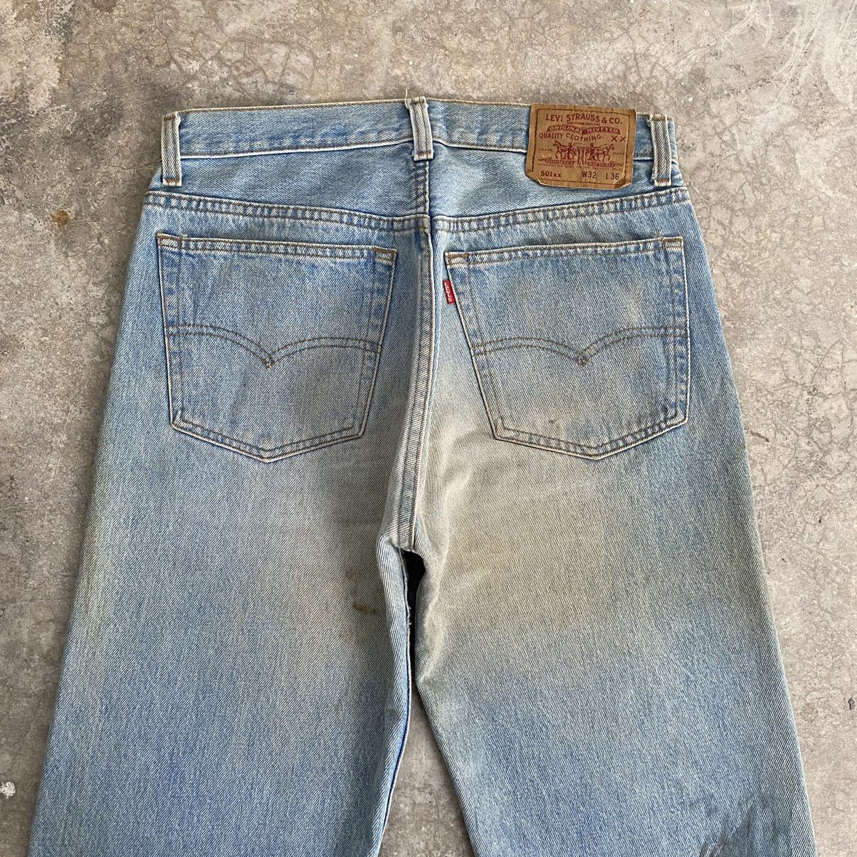 Levi's Size 30x32 Vintage 1991 Levis 501 Light Blue Dirty Jeans Size US 30 / EU 46 - 20 Thumbnail