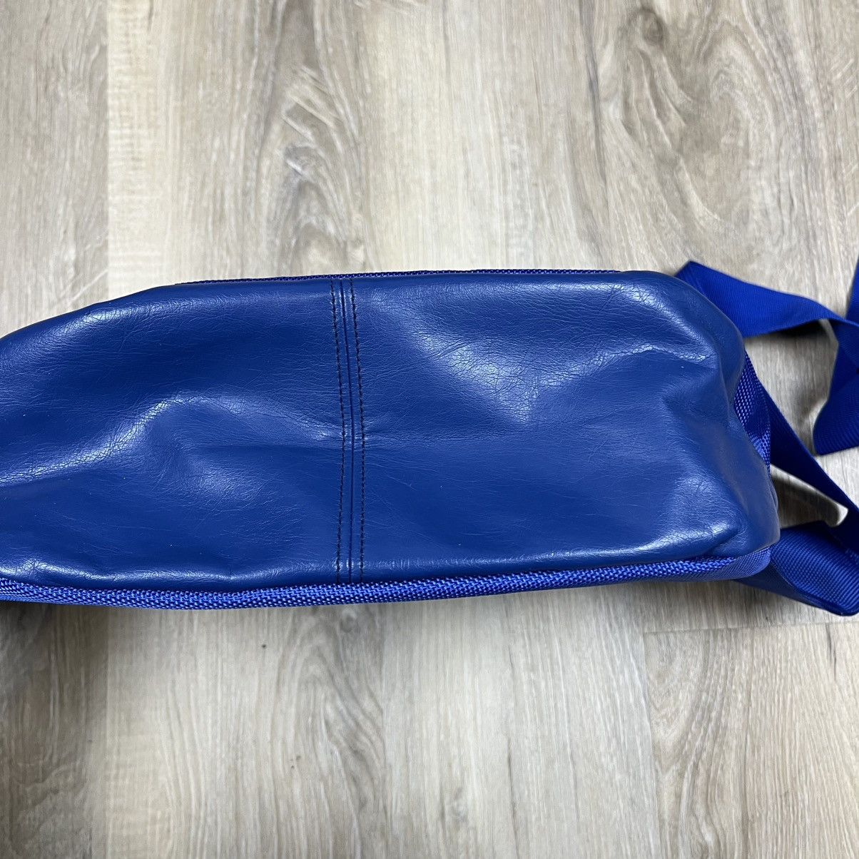HARE × Japanese Brand Hare Crossbody Bag Blue Leather Sling Bag Size ONE SIZE - 5 Thumbnail