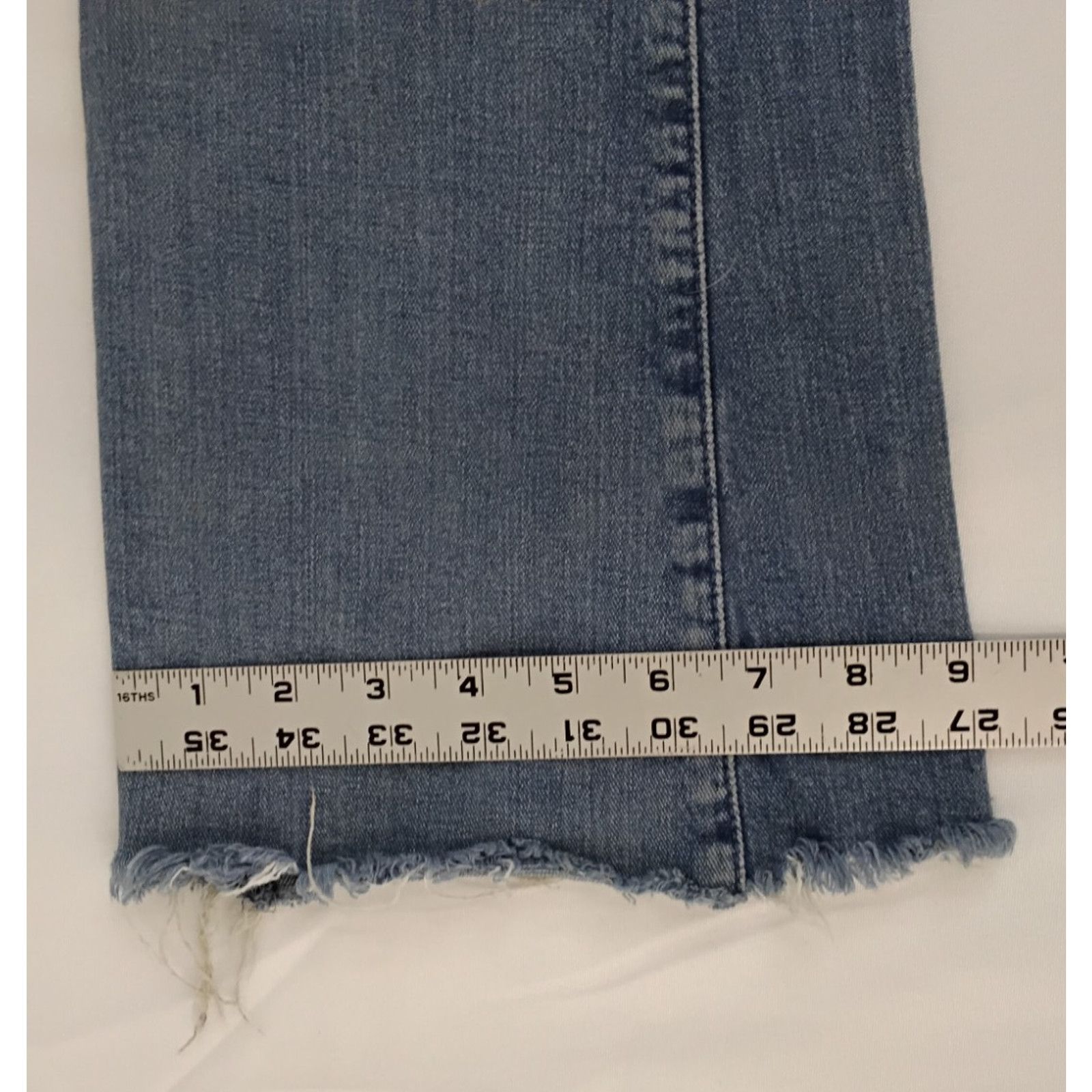 MOTHER Mother Jeans The Slacker Fray Women's 26x31 Light Wash Size 26" / US 2 / IT 38 - 14 Thumbnail