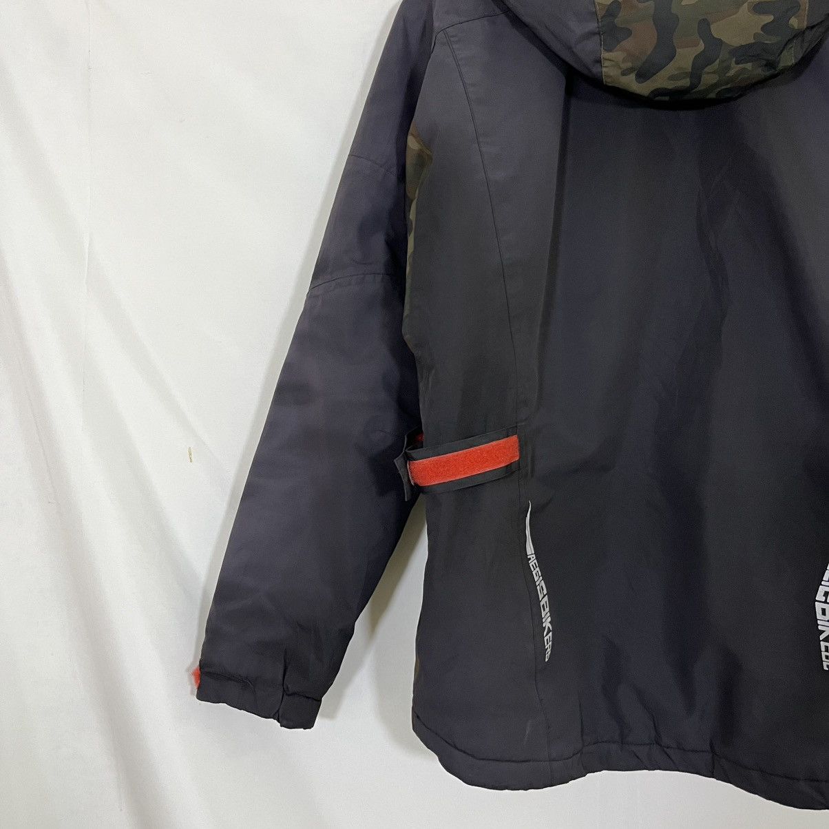 If Six Was Nine AEGIS ALL WEATHER GEAR ADJUSTABLE HOODED JACKET Size US L / EU 52-54 / 3 - 8 Thumbnail