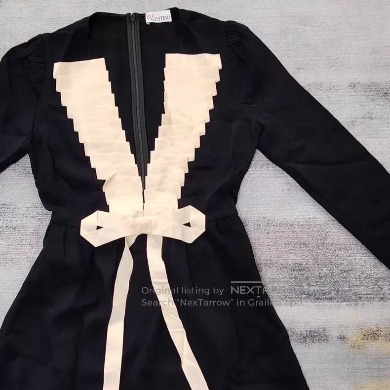 Valentino Valentino V-neck dress with bow streamers Size L / US 10 / IT 46 - 1 Thumbnail