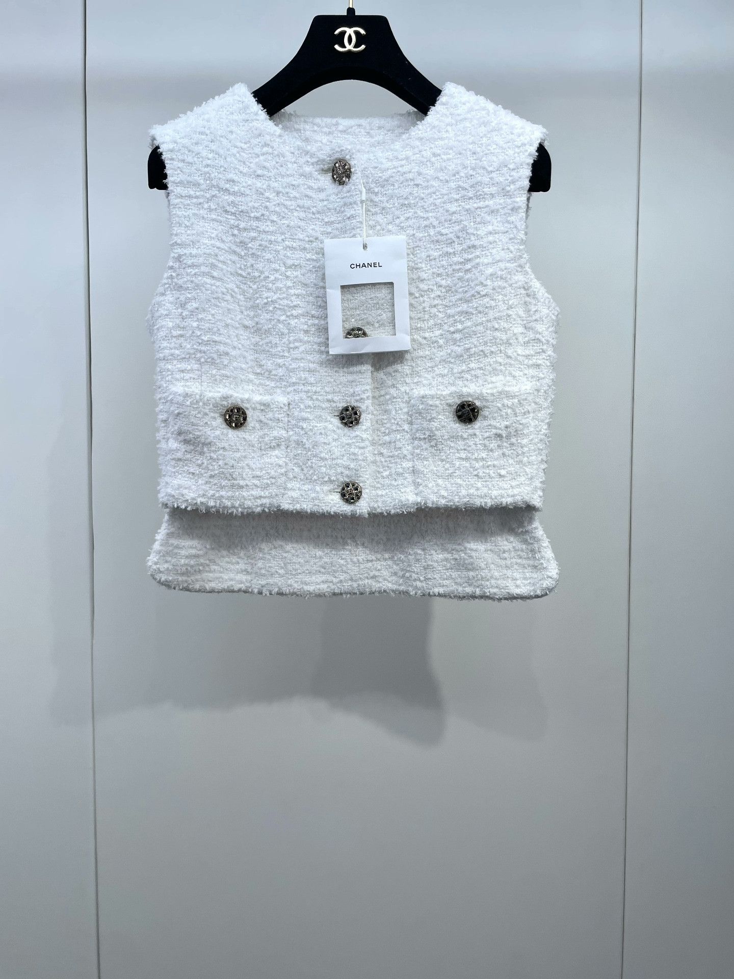 Chanel Chanel 22S White Vest Size XS / US 0-2 / IT 36-38 - 1 Thumbnail