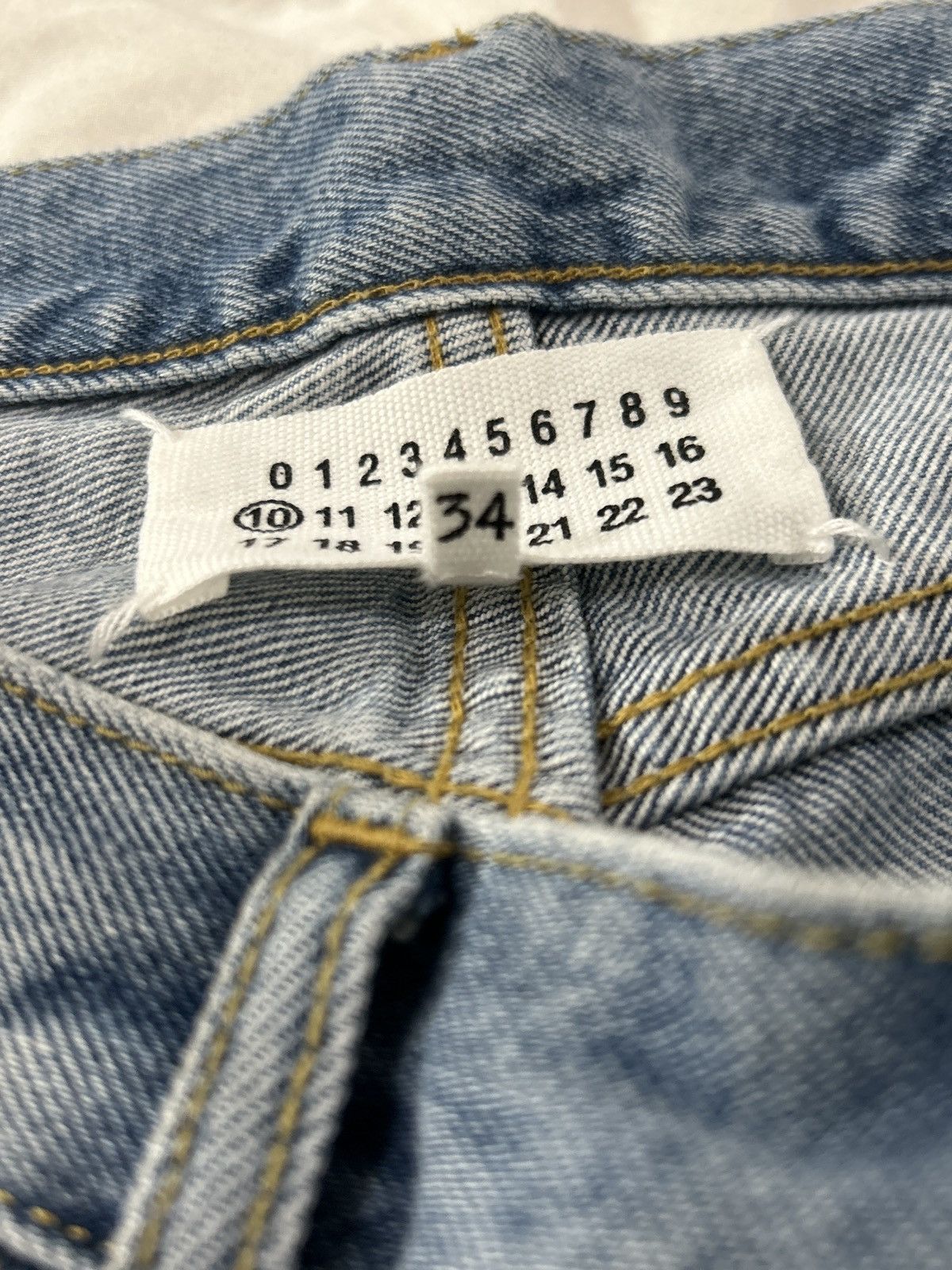 Maison Margiela Maison Margiela Straight Leg Washed Jeans Size US 34 / EU 50 - 4 Thumbnail