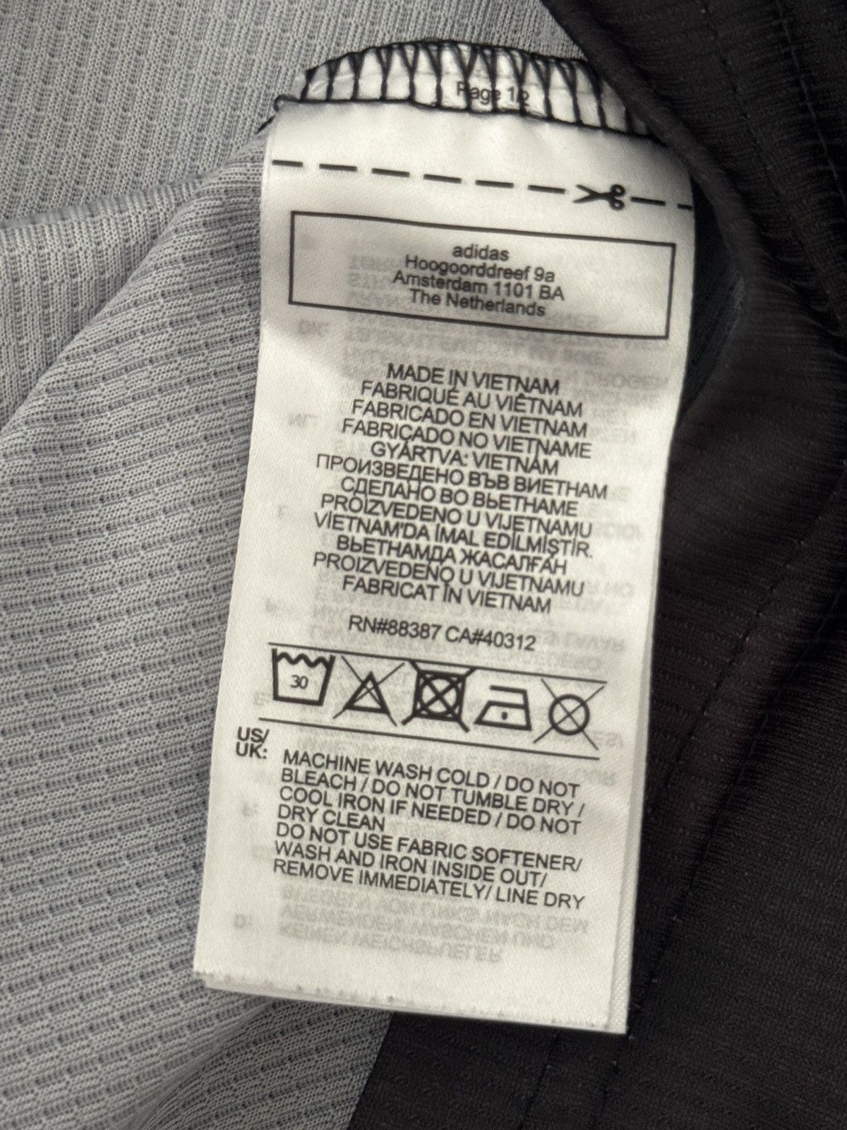 Adidas Adidas Humanrace jersey Size US S / EU 44-46 / 1 - 6 Thumbnail