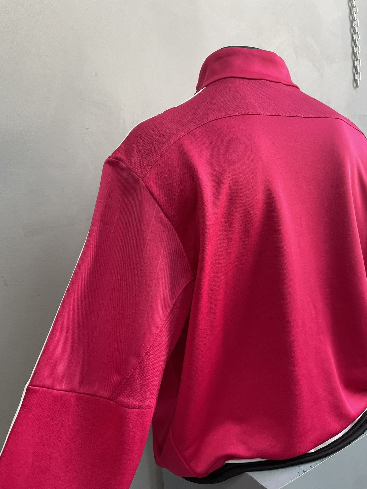 Adidas Adidas FC Juventus pink training sweatshirt CR7 y2k drake Size US XL / EU 56 / 4 - 11 Thumbnail