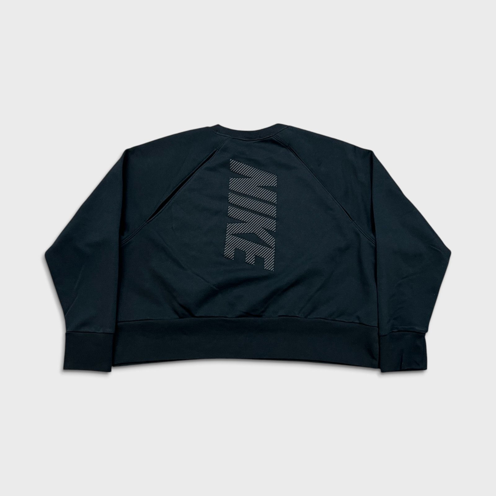 Nike × Vintage Nike Sportswear Phoenix XL Dri Fit Oversized Crop Sweatshirt Size XL / US 12-14 / IT 48-50 - 5 Thumbnail