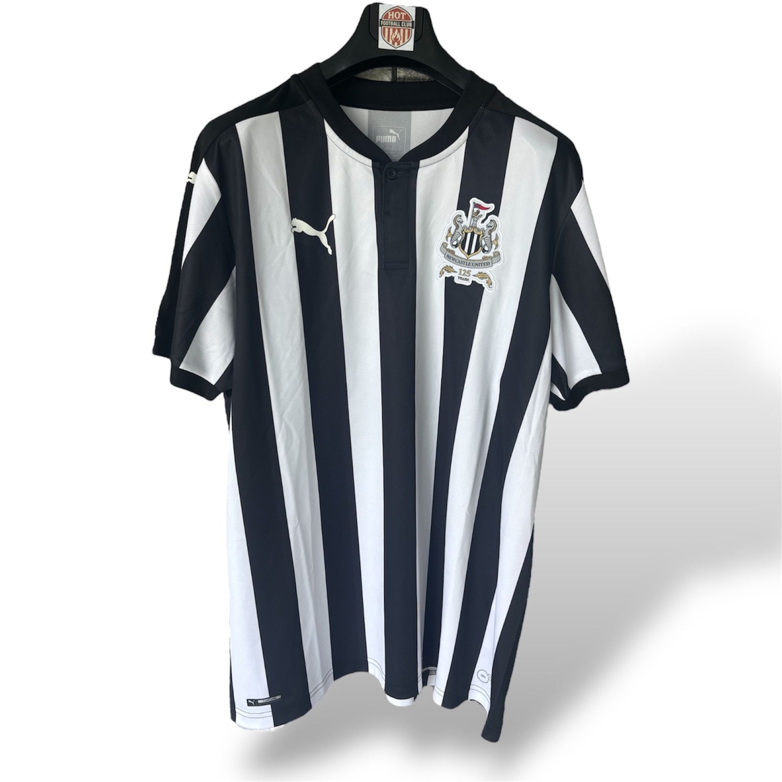 Newcastle United 2017/18 Home – Sponsor-Free Version – 1XL in Black, Men’s