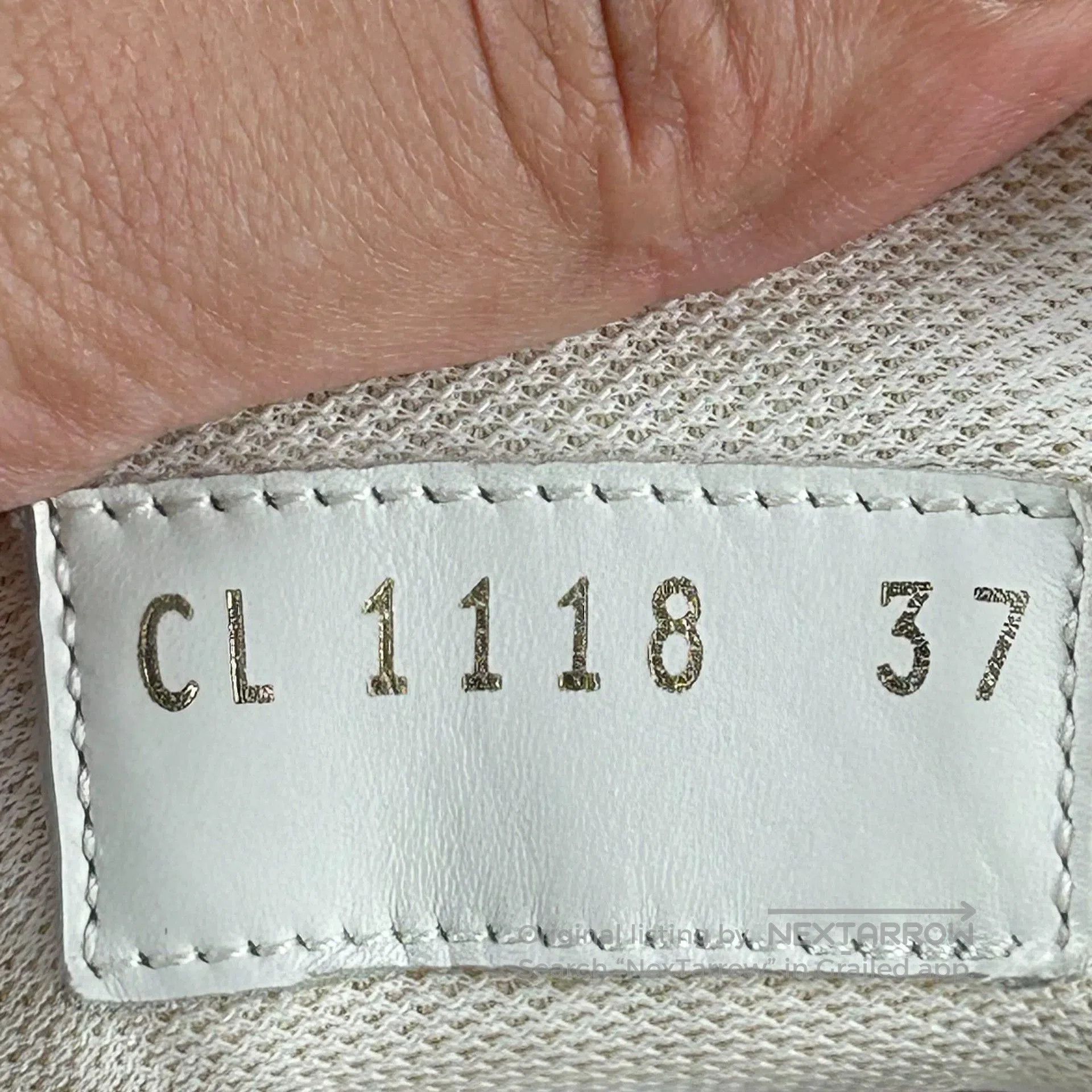 Louis Vuitton louis vuitton white monogram sneakers size 37. Size US 6 / IT 36 - 7 Thumbnail