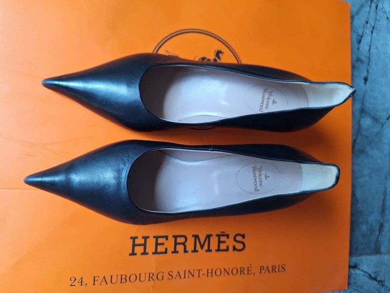 Vivienne Westwood vivienne westwood Black pointed high heels Size US 6.5 / IT 36.5 - 2 Thumbnail