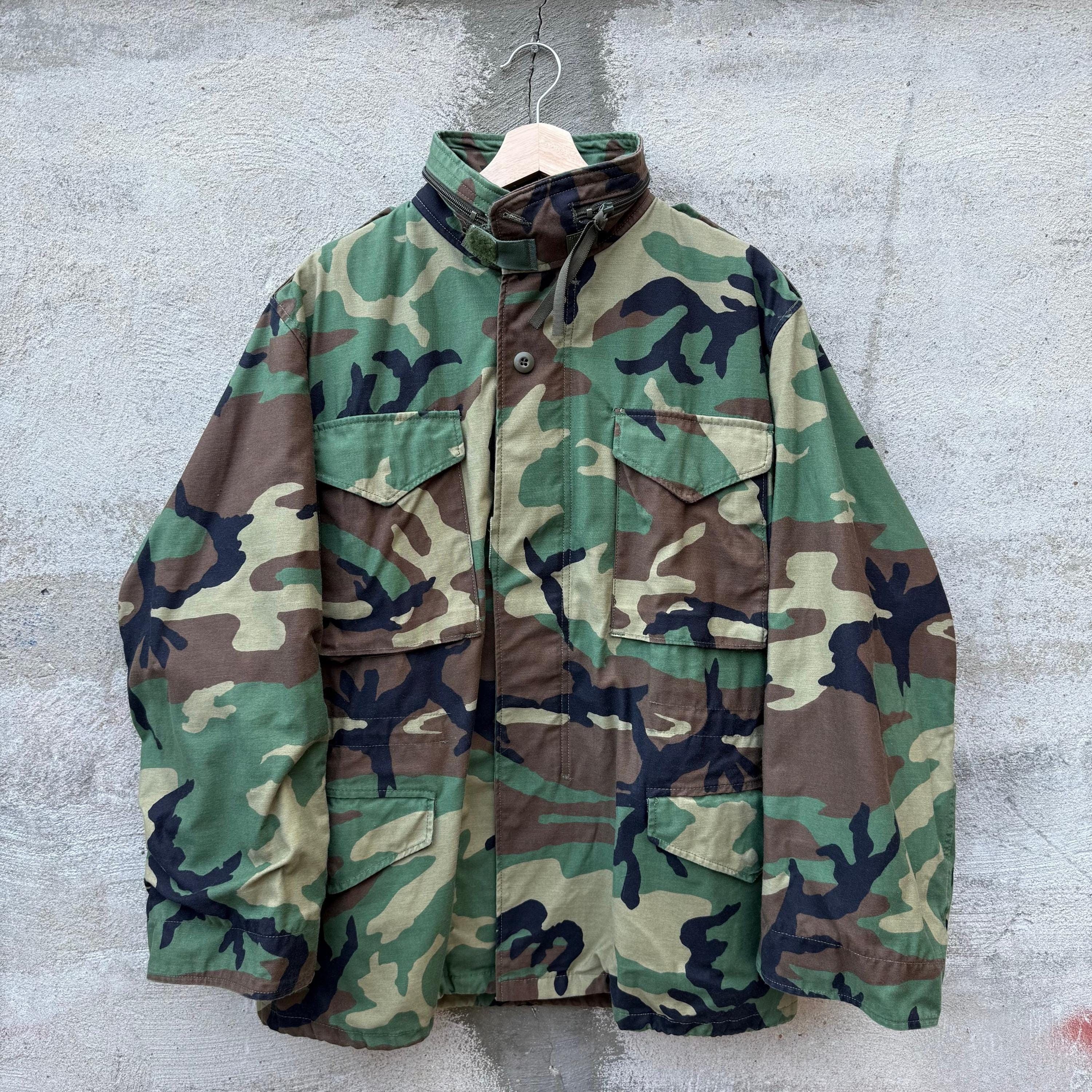 Vintage 90's US Military Woodland Camo Field Jacket Size US M / EU 48-50 / 2 - 1 Thumbnail