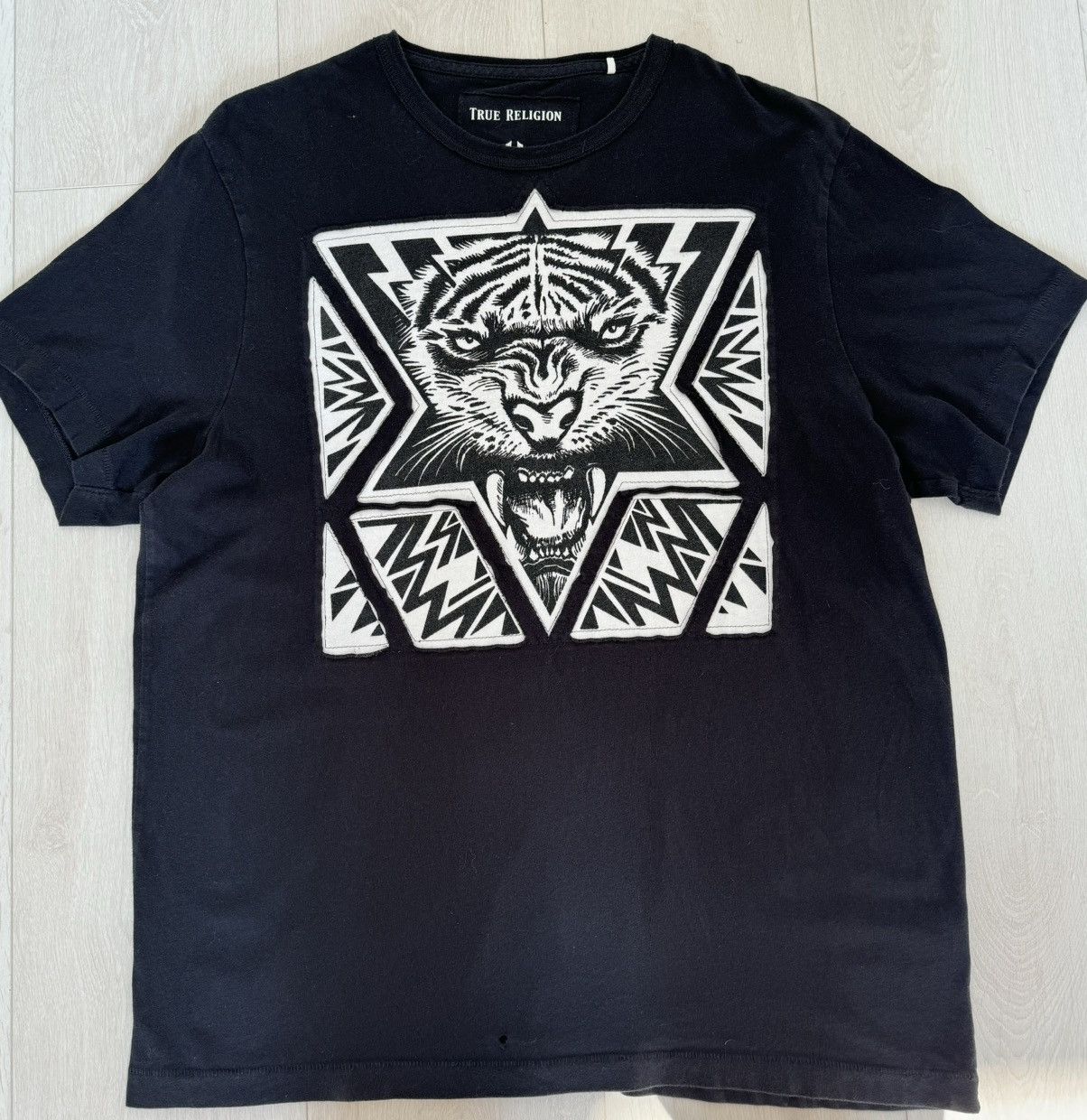 True Religion × Vintage Vintage Stitched True Religion Tiger Tee Size US L / EU 52-54 / 3 - 2 Thumbnail