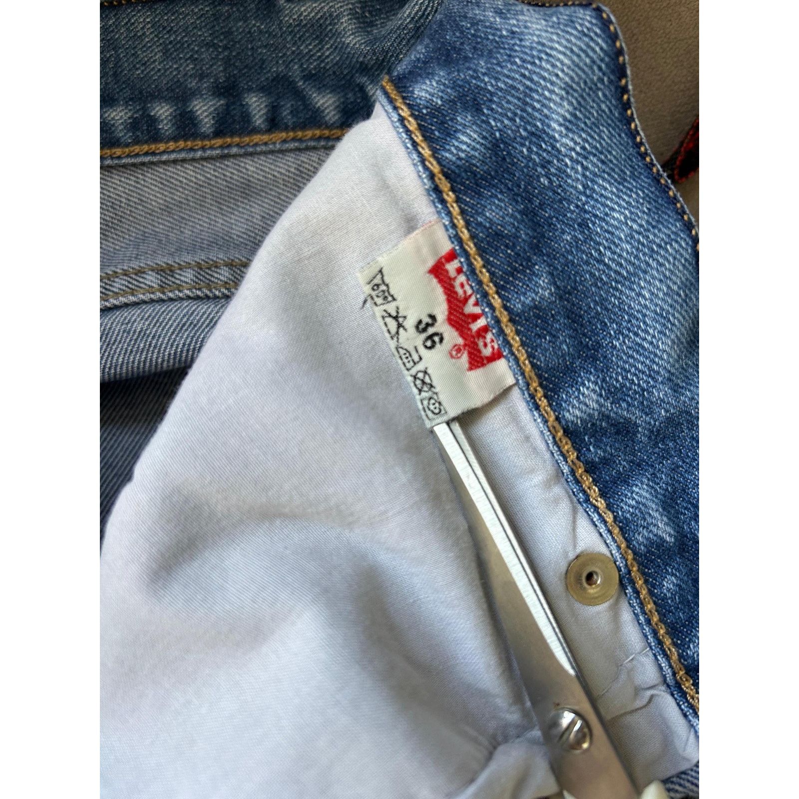 Levi's Levi's 501 W36 L32 - Distressed Vintage Jeans - Cropped Hem Size US 36 / EU 52 - 5 Thumbnail