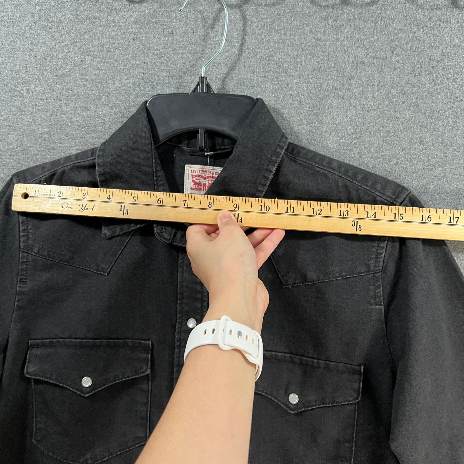 Levi's Levi's Women's The Ultimate Western Shirt, Black, Small Size S / US 4 / IT 40 - 14 Thumbnail