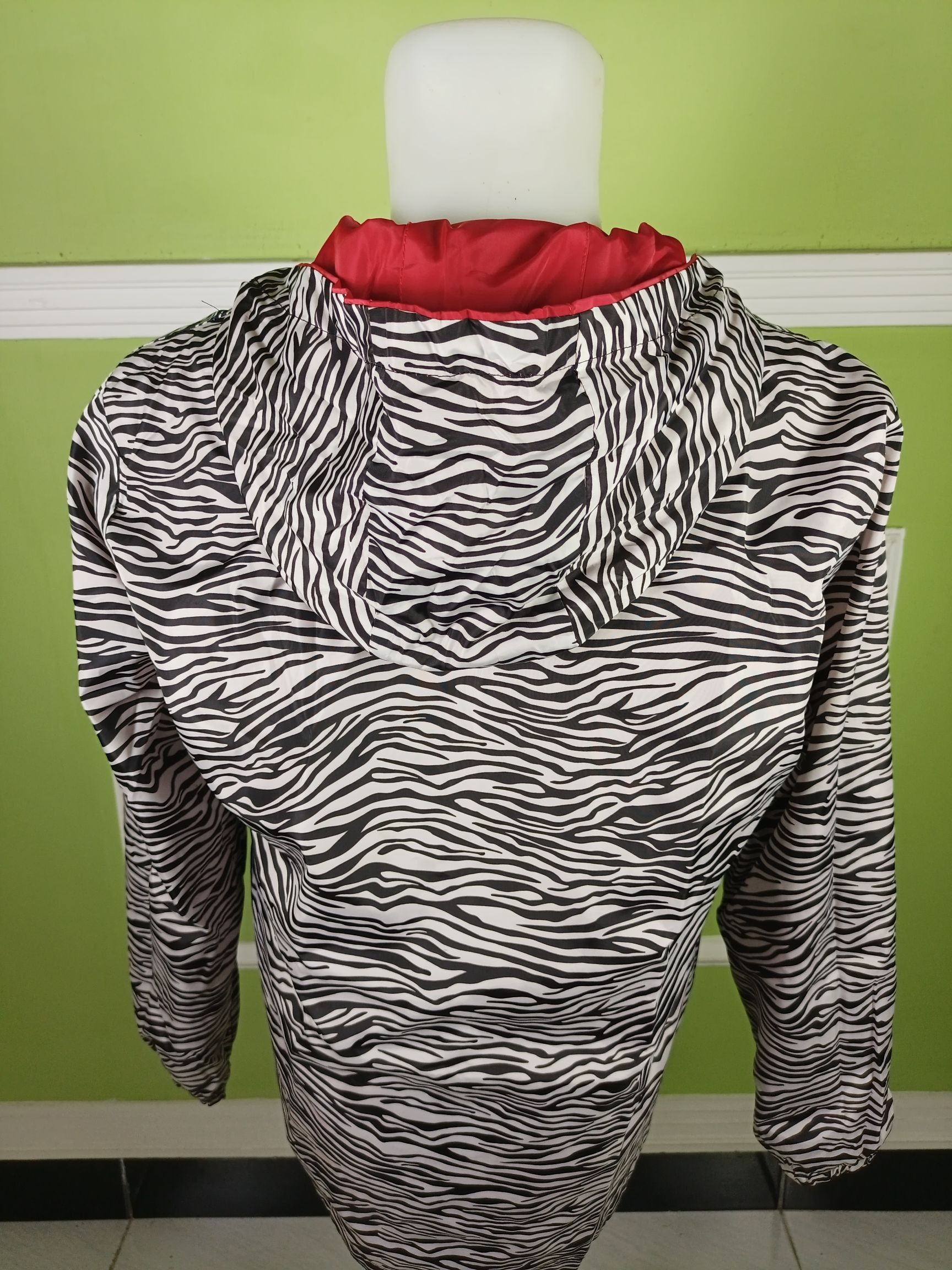 Japanese Brand BIGBANG Reversible Animal Print Wind breaker Zip Hoodie Size US L / EU 52-54 / 3 - 11 Thumbnail