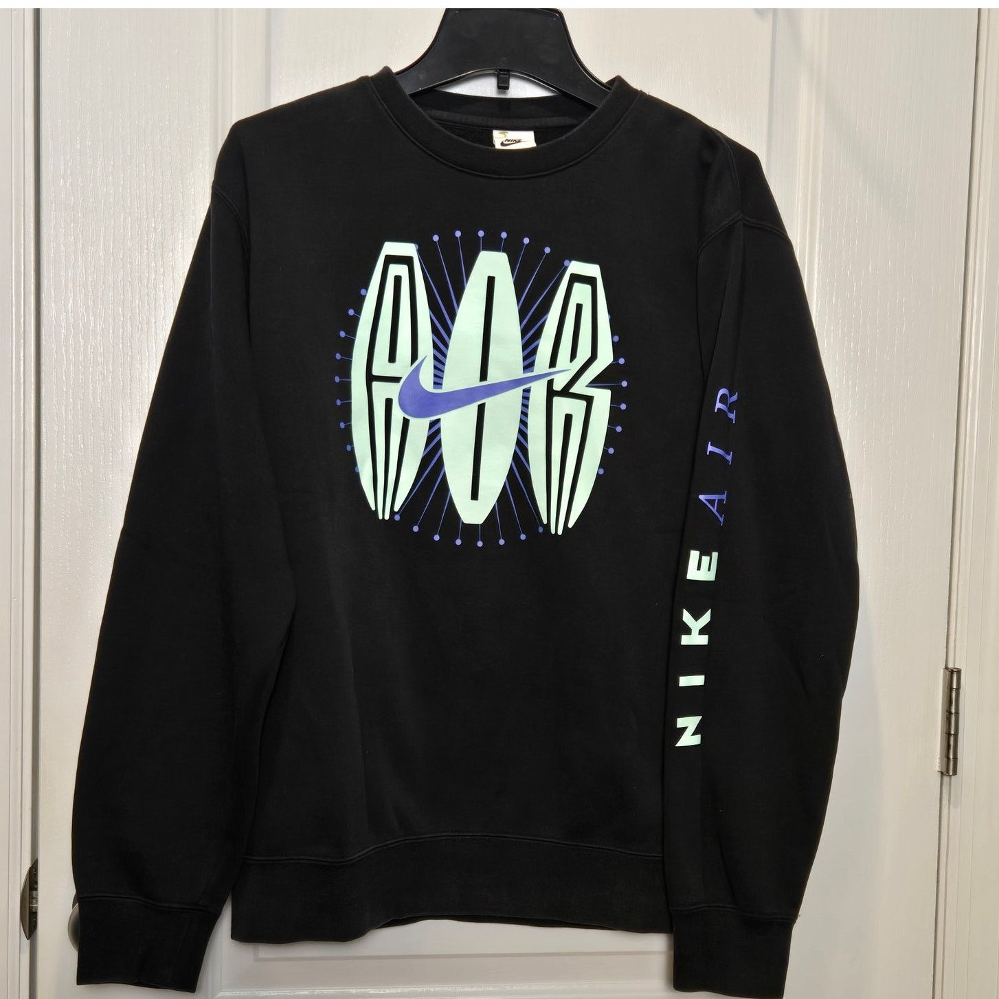 Nike Nike Air Swoosh Crew Neck Sweatshirt Black sz M DN5157-010 Size US M / EU 48-50 / 2 - 1 Thumbnail