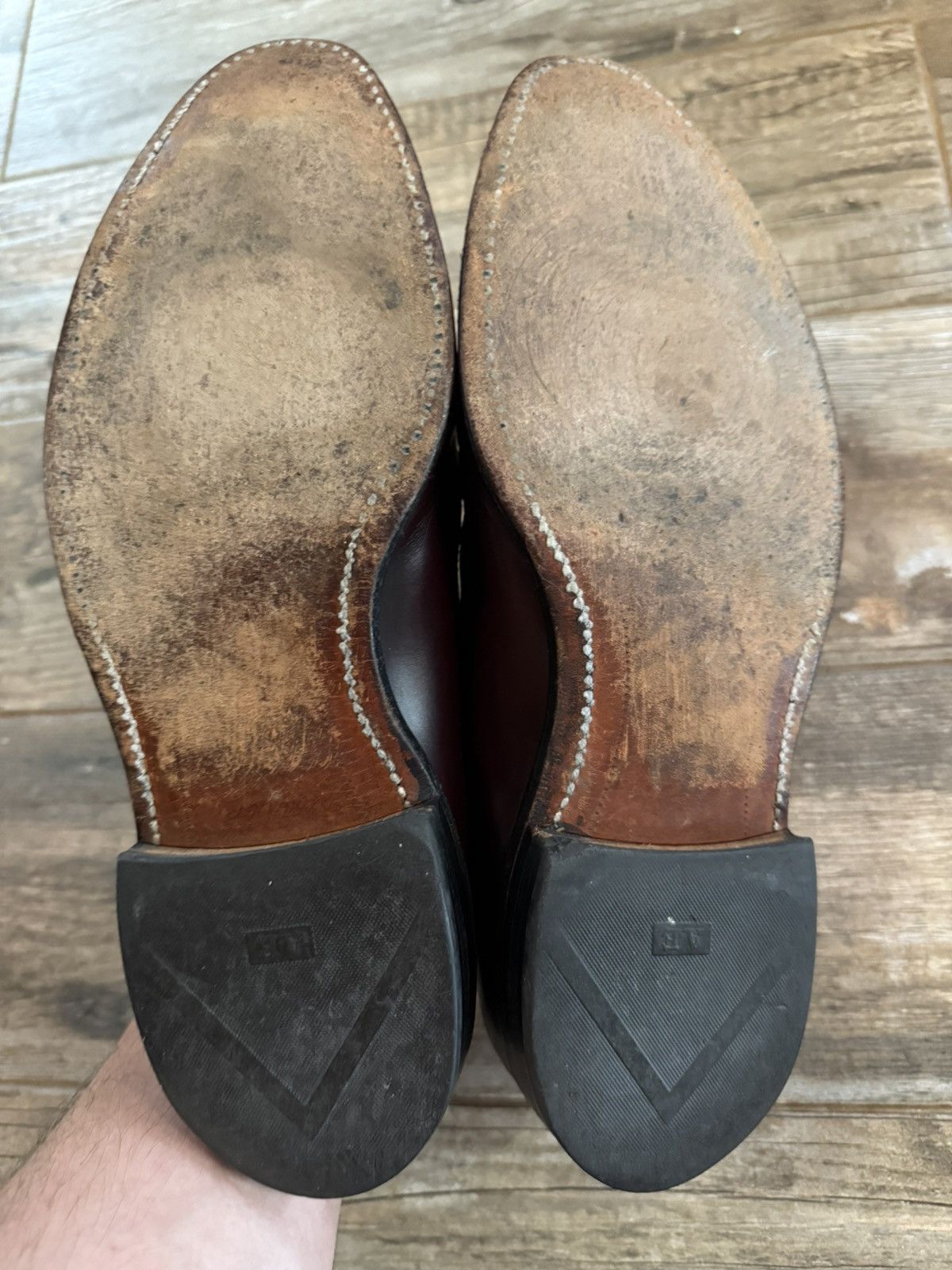 Allen Edmonds Allen Edmonds Richmond 9.5 D Burgundy Broque Wingtip Oxford Size US 9.5 / EU 42-43 - 9 Thumbnail