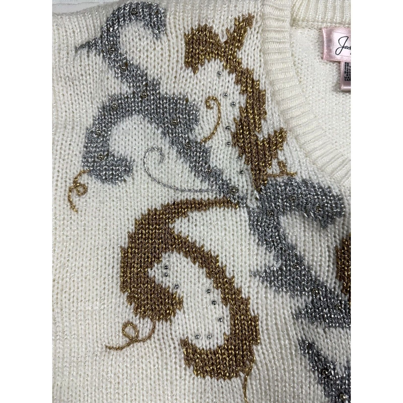 Vintage VINTAGE Jaclyn Smith Sweater Shirt Womens M White Beaded Embroidered 90s 80s Pullover V-Neck Size M / US 6-8 / IT 42-44 - 4 Thumbnail
