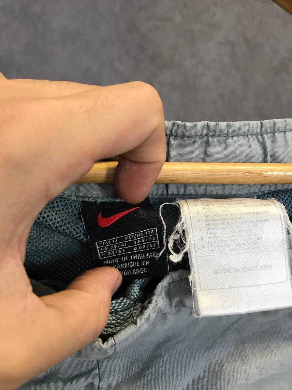 Nike Nike Athletic nylon vintage shorts Size US 32 / EU 48 - 5 Thumbnail
