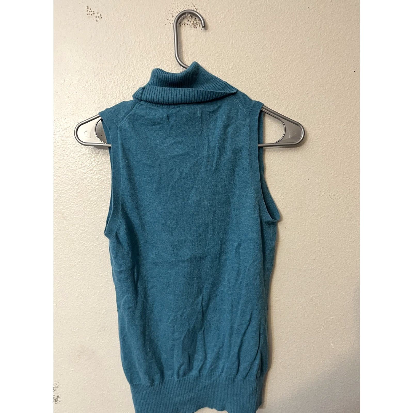 Old Navy VINTAGE Old Navy Womens Shirt Womens M Blue Sleeveless Turtleneck Knit Top 80s 90s Size M / US 6-8 / IT 42-44 - 3 Thumbnail