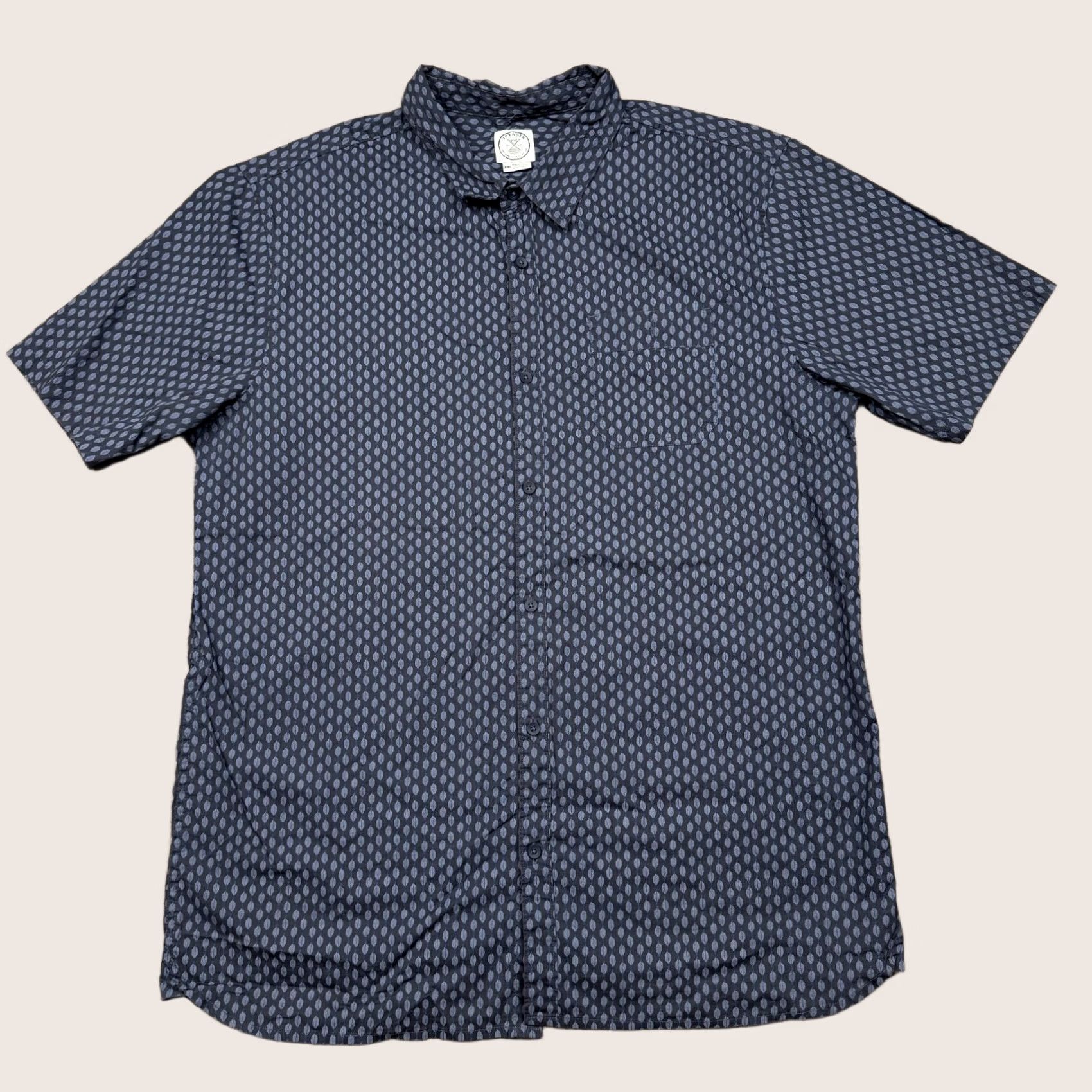 Vintage Voyager Mens Shirt 2XL Blue Short Sleeve Button Up Collared Preppy Adults Size US XXL / EU 58 / 5 - 1 Thumbnail