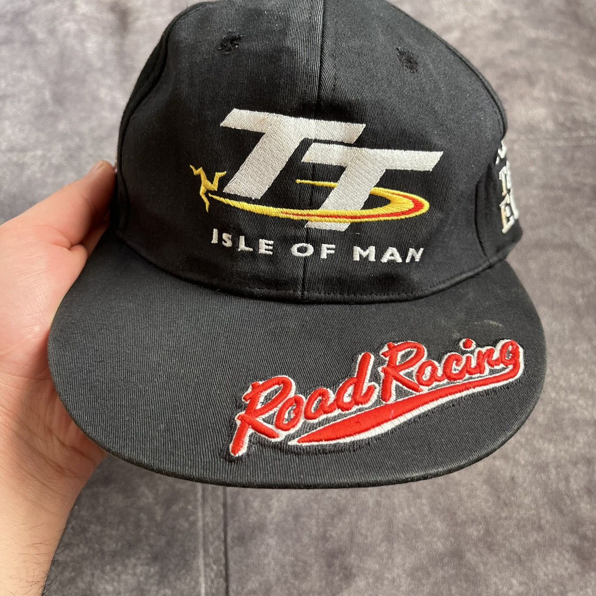 Vintage vintage Isle of Man TT cap with autograph Size ONE SIZE - 3 Thumbnail
