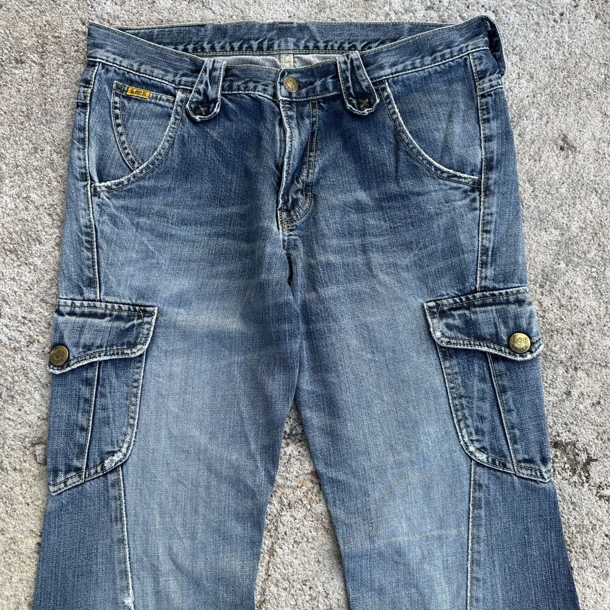 Japanese Brand Vintage Flare Lee Riders Twisted Leg Distressed Jeans W32 Size US 32 / EU 48 - 3 Thumbnail