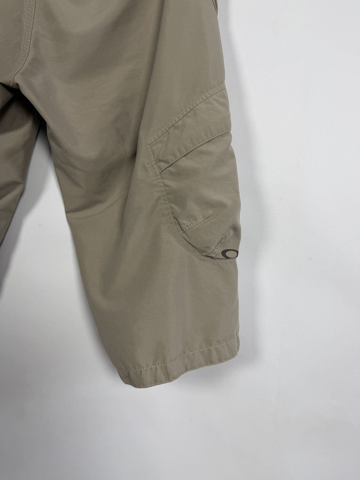 Oakley Oakley Vintage Cargo Shorts Long Length Utility Outdoor Size US 34 / EU 50 - 12 Thumbnail