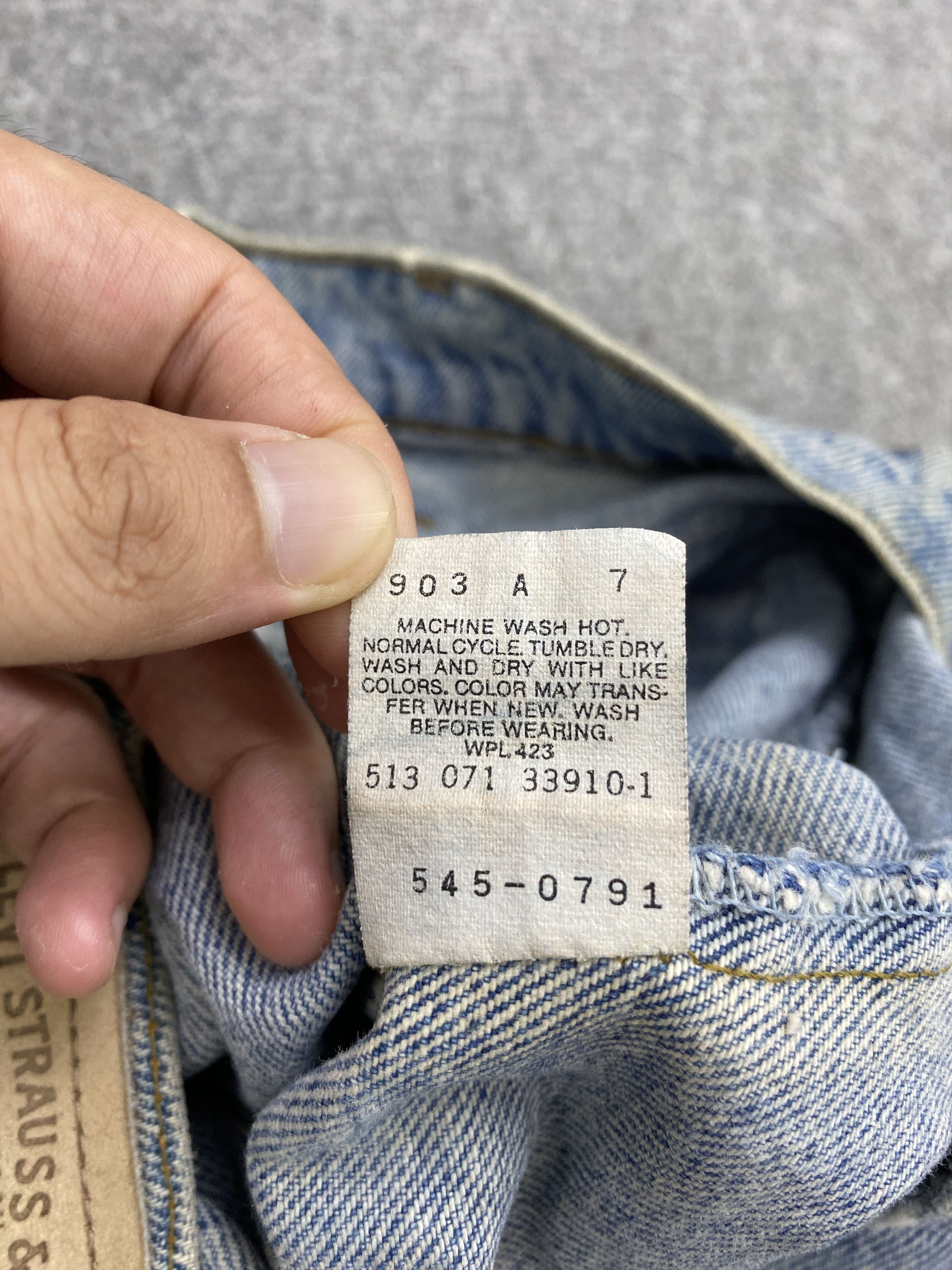 Levi's Vintage 90s Levis 545 Baggy Faded Blue Jeans S0038 Size US 39 - 8 Thumbnail